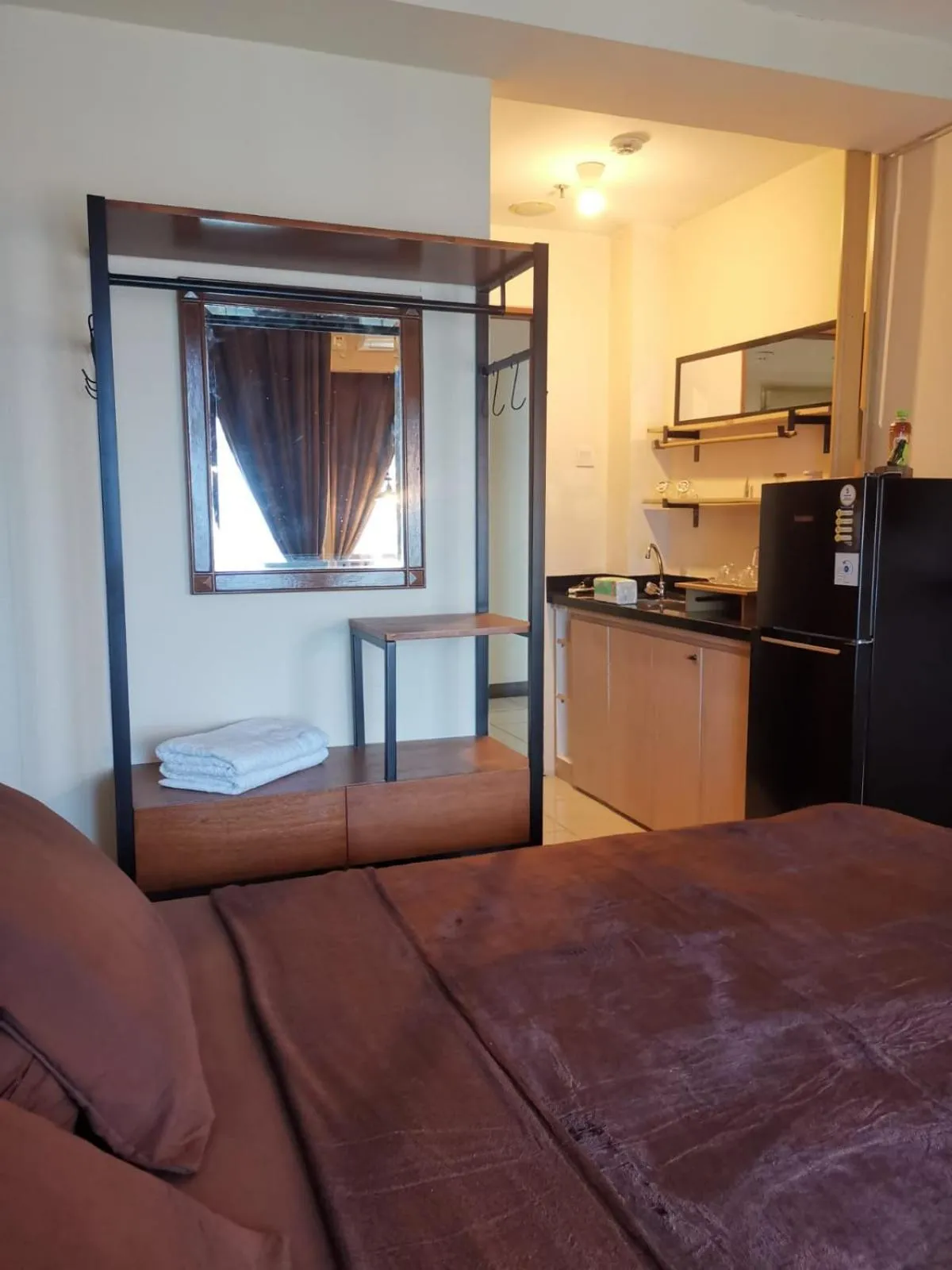 Bed in Pleasant05tifolia