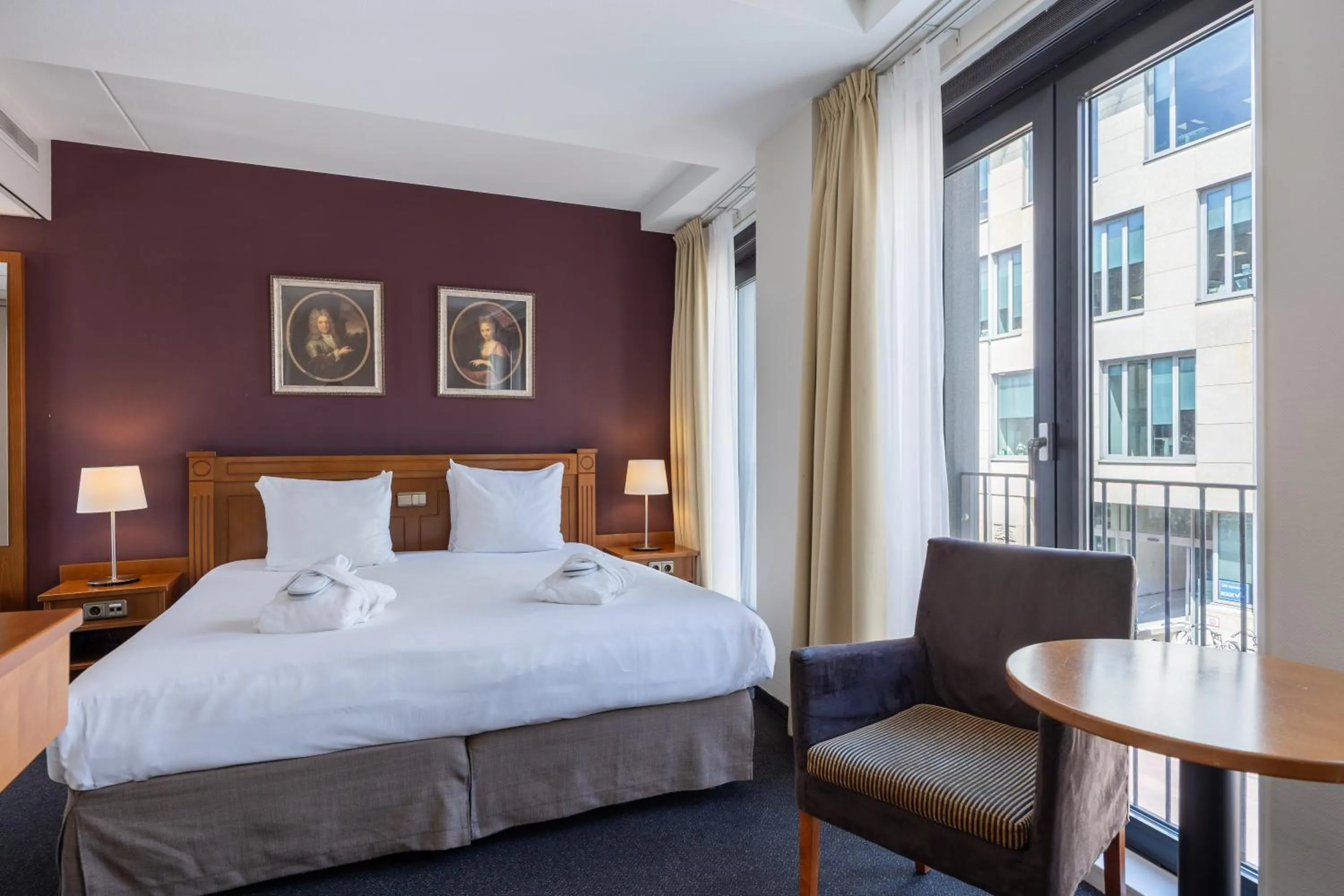 Bedroom, Bed in Amrâth Grand Hotel Frans Hals