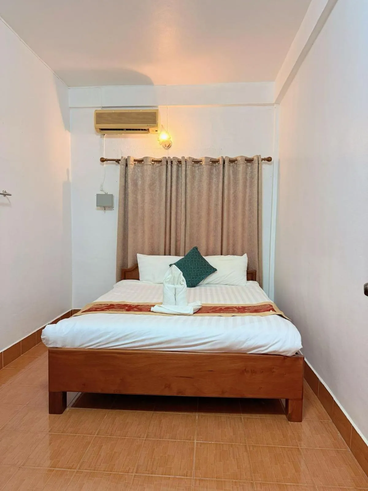 Bed in Vangvieng Sisavang Mountain View Hotel