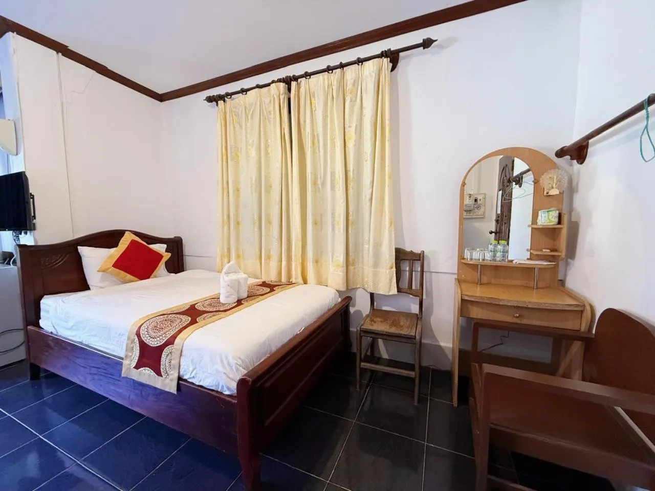 Bed in Vangvieng Sisavang Mountain View Hotel