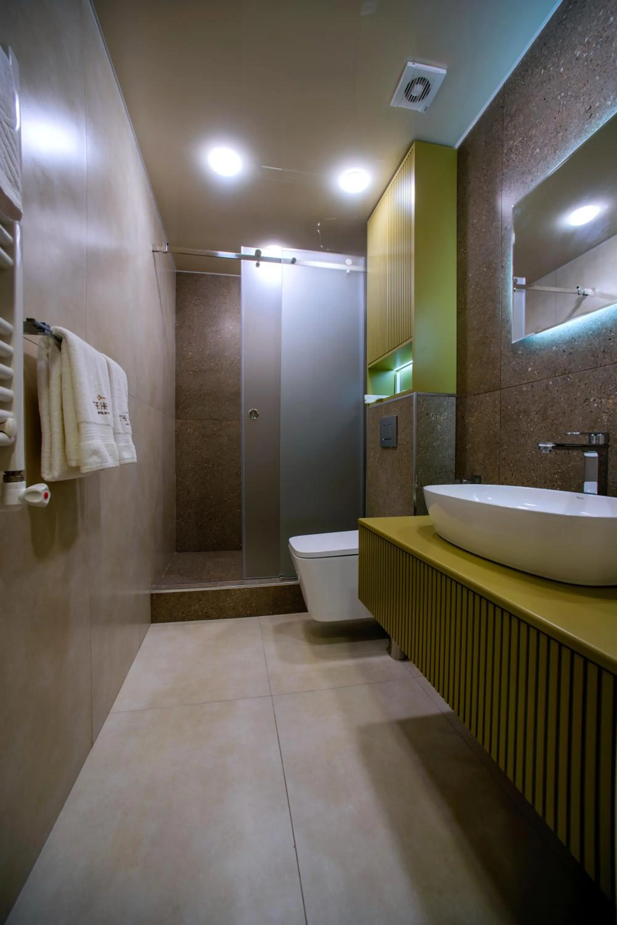 Shower in The House Hotel Yerevan