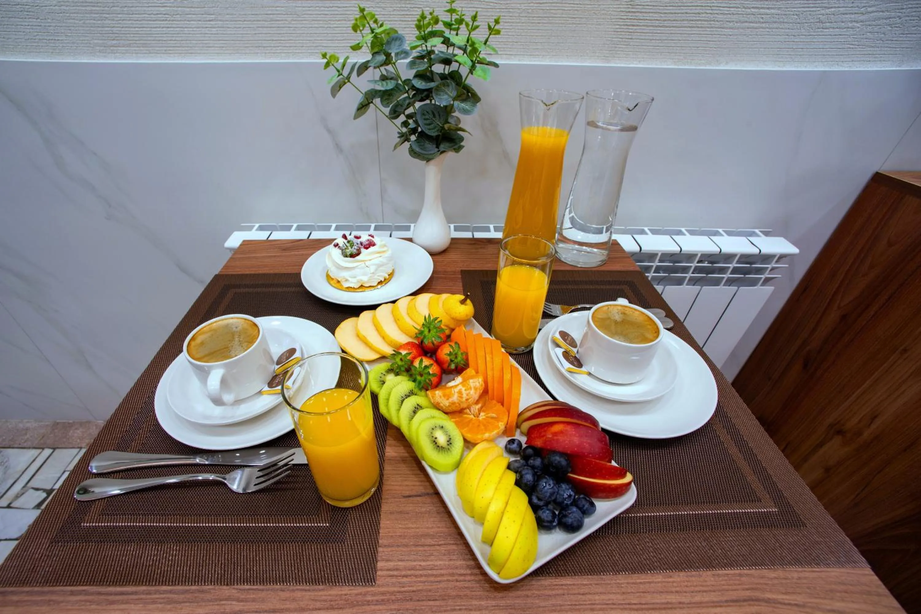 Restaurant/places to eat in The House Hotel Yerevan