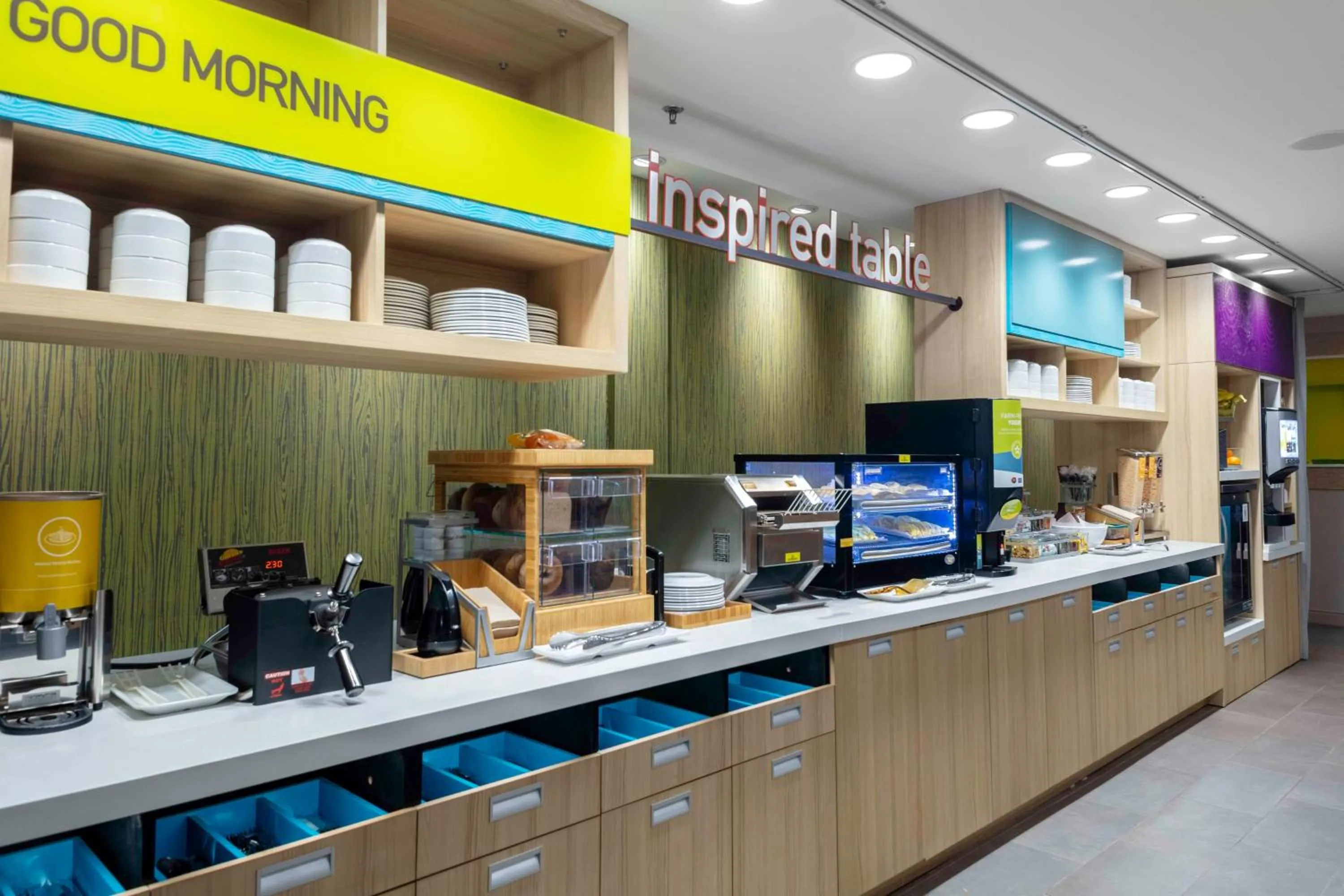 Breakfast in Home2 Suites By Hilton Lynchburg