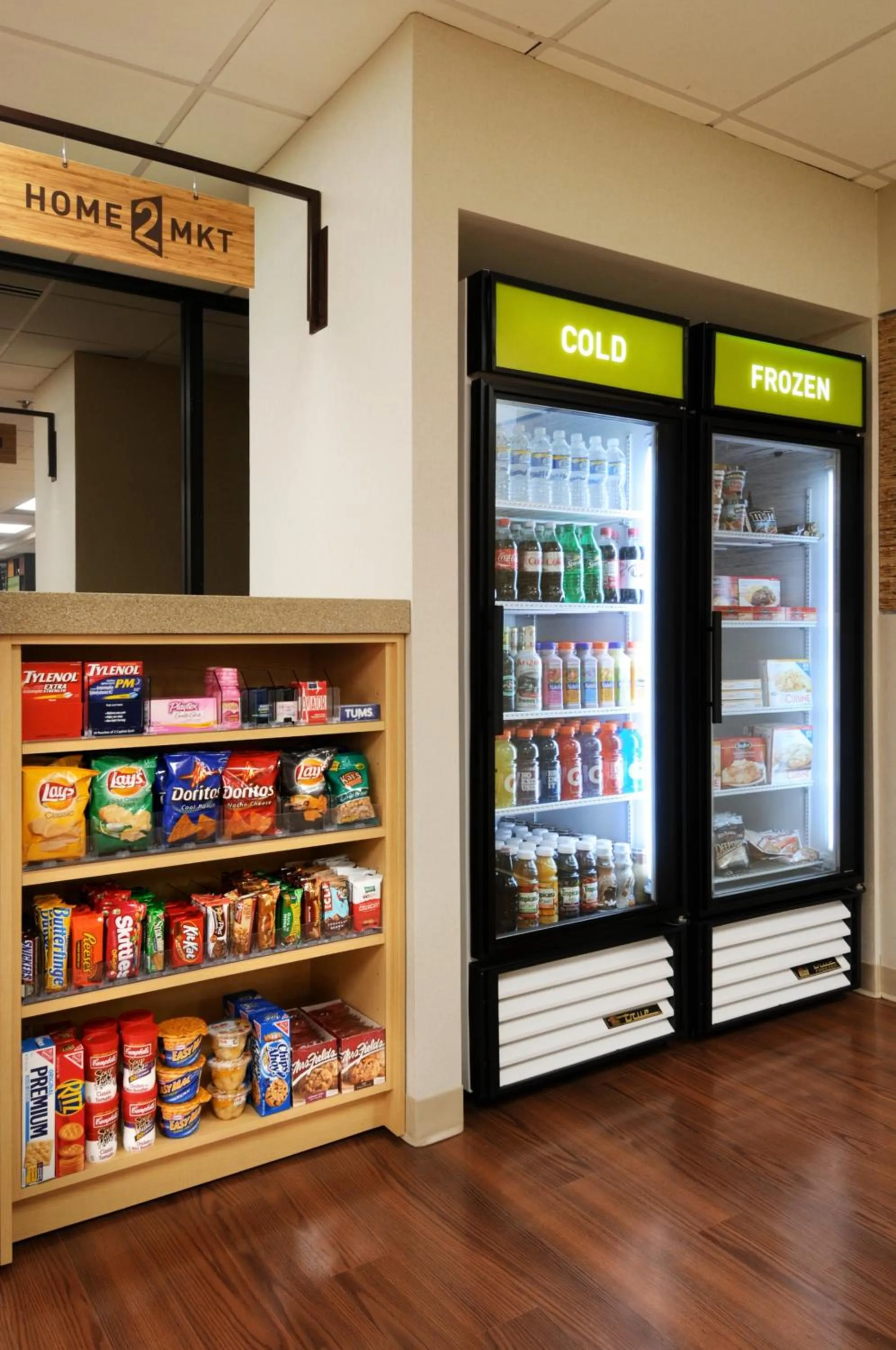 Food and drinks in Home2 Suites By Hilton Winter Garden