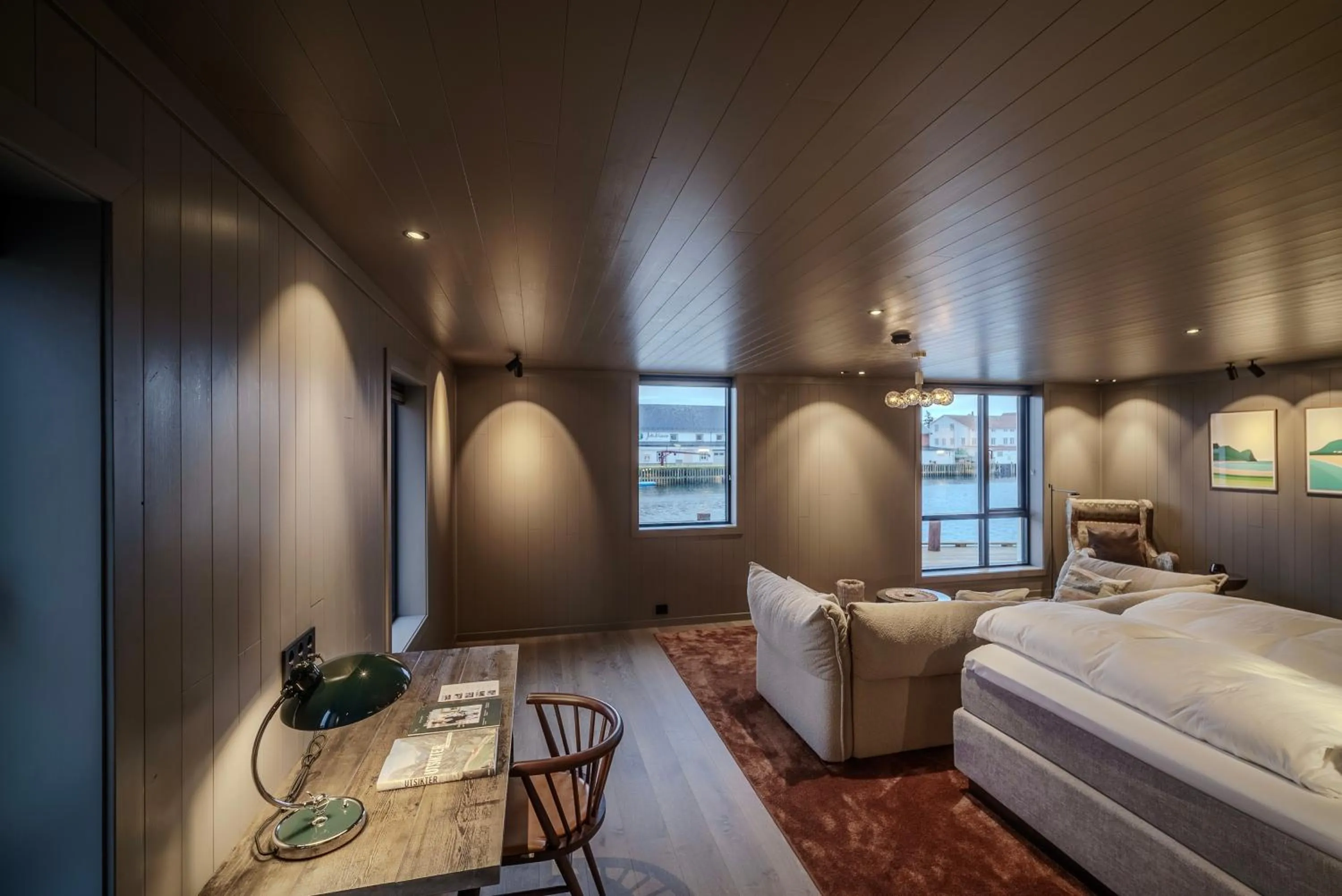 Bed in Henningsvær Bryggehotell - by Classic Norway Hotels