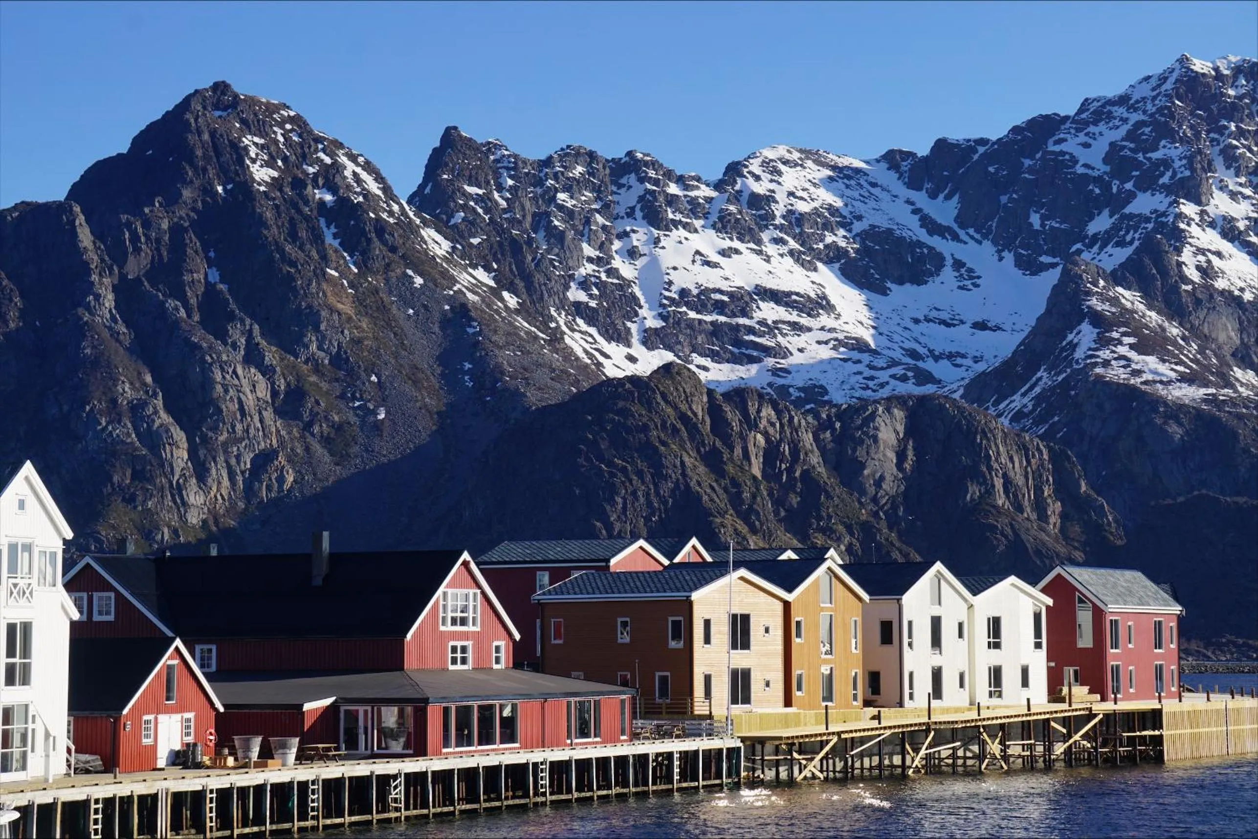 Property building in Henningsvær Bryggehotell - by Classic Norway Hotels