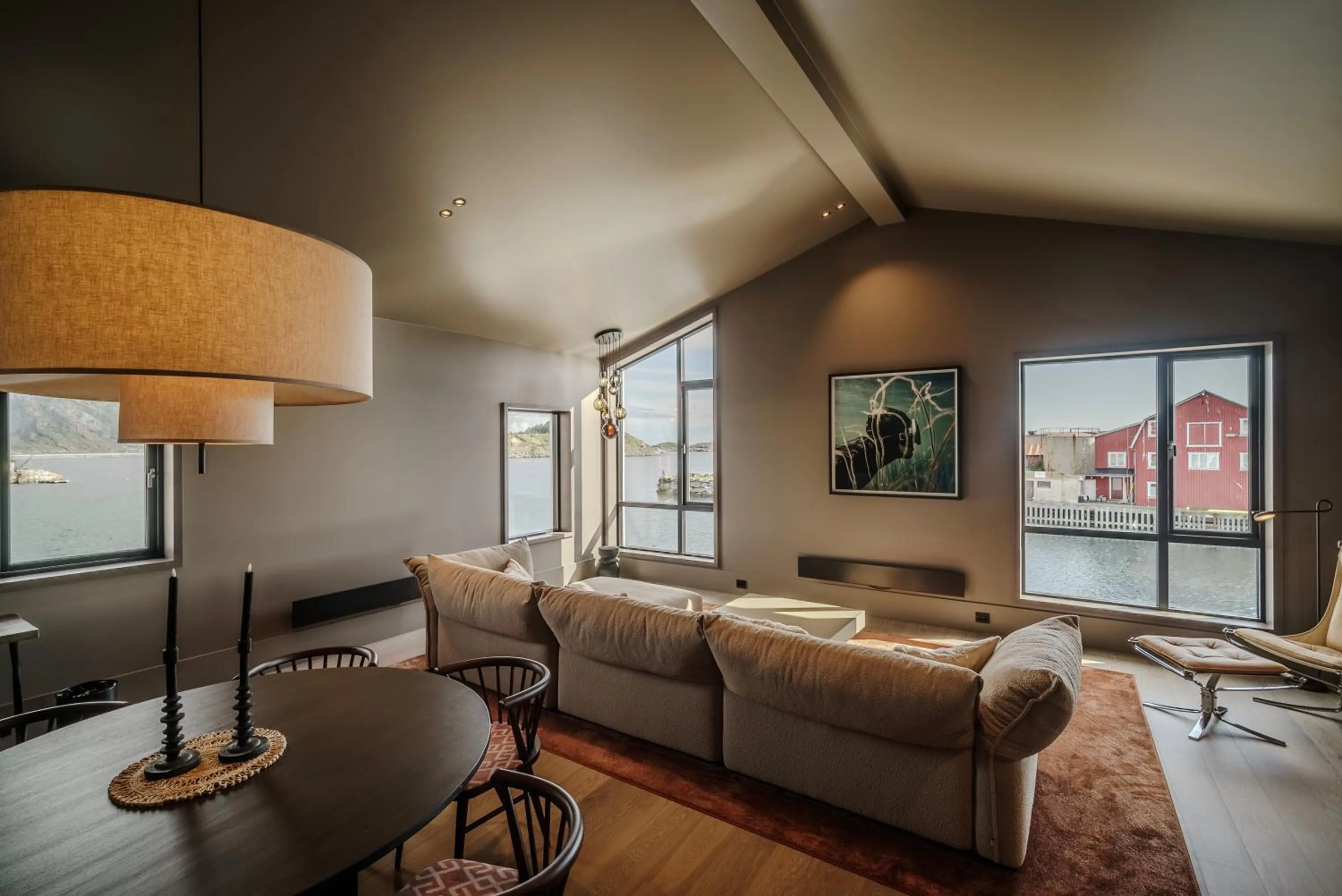 Living room in Henningsvær Bryggehotell - by Classic Norway Hotels