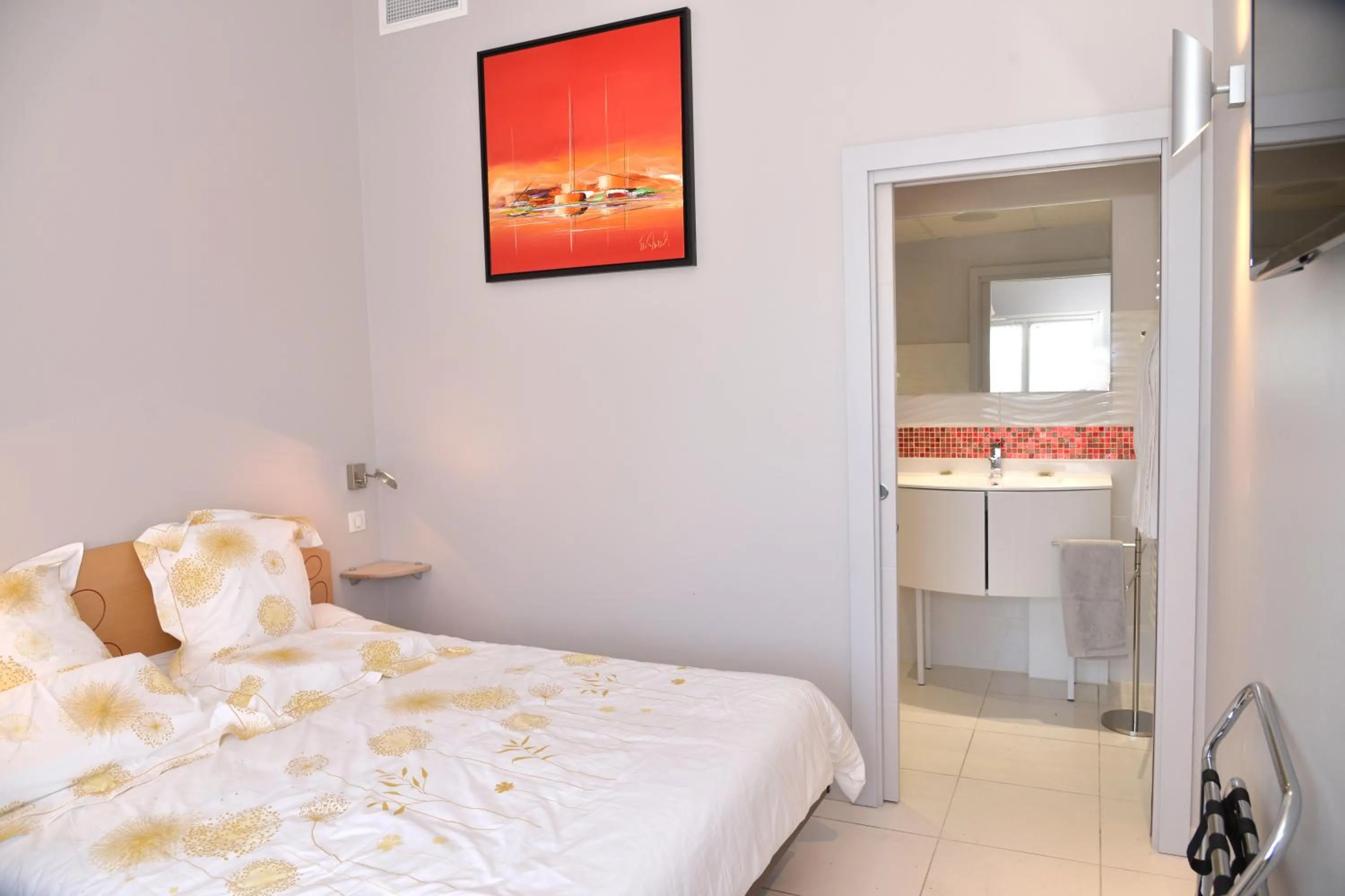 Photo of the whole room in Les Chambres de Montplaisir