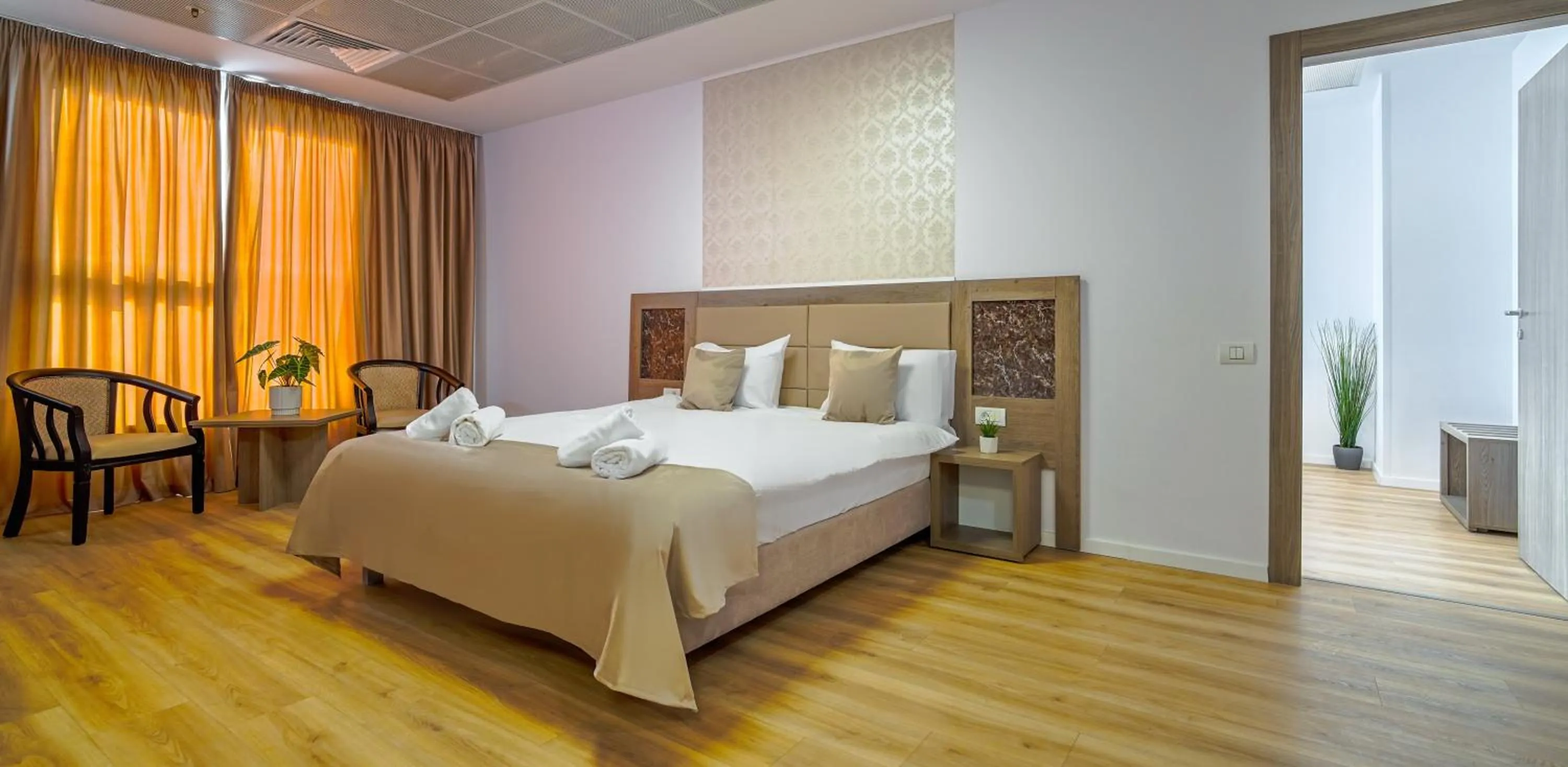 Bed in Sir Fundeni Hotel