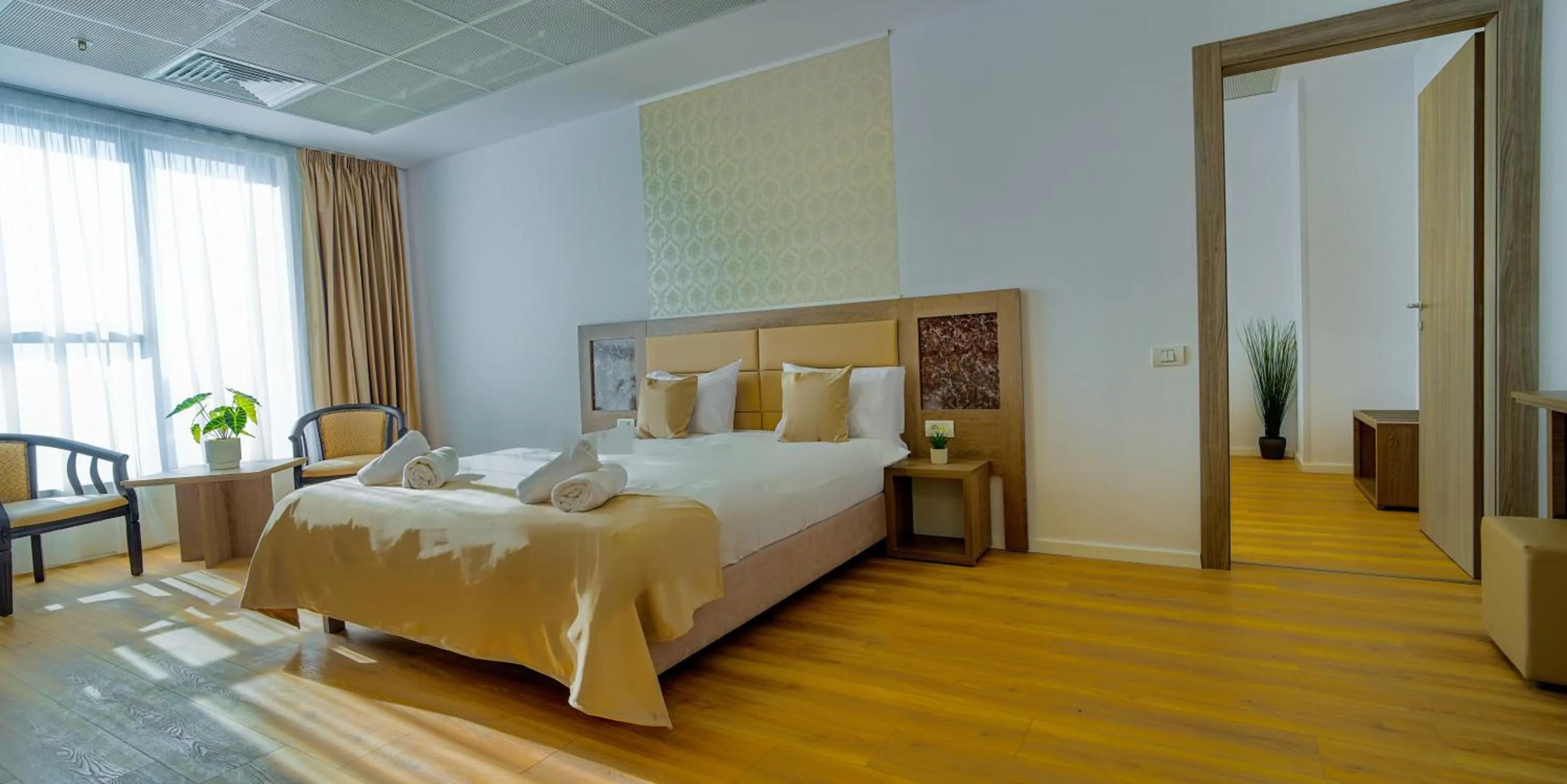 Bed in Sir Fundeni Hotel