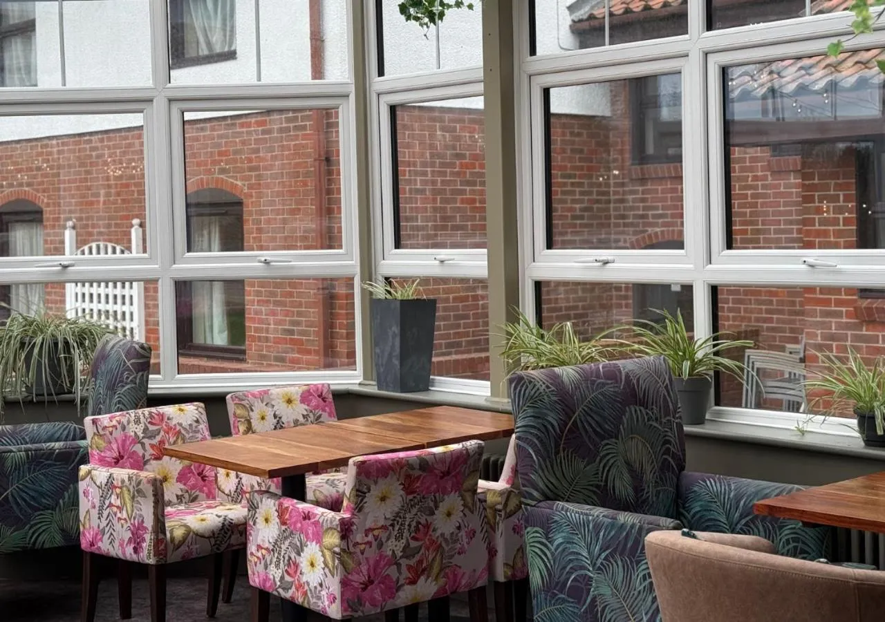 Lounge or bar in Dragonfly Hotel Bury St Edmunds