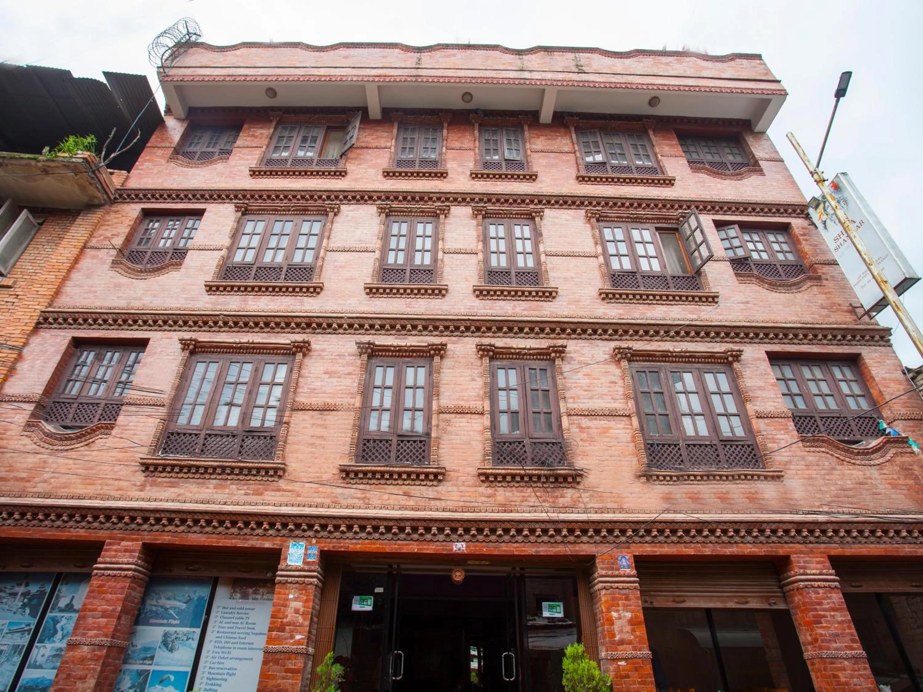 Facade/entrance in Shiva Shankar Hotel