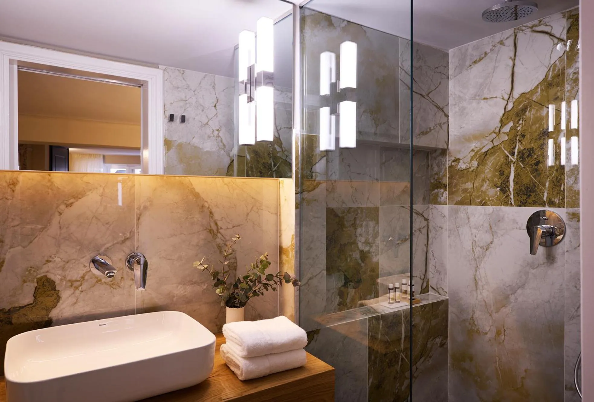 Shower in Vrachos Athens Suites