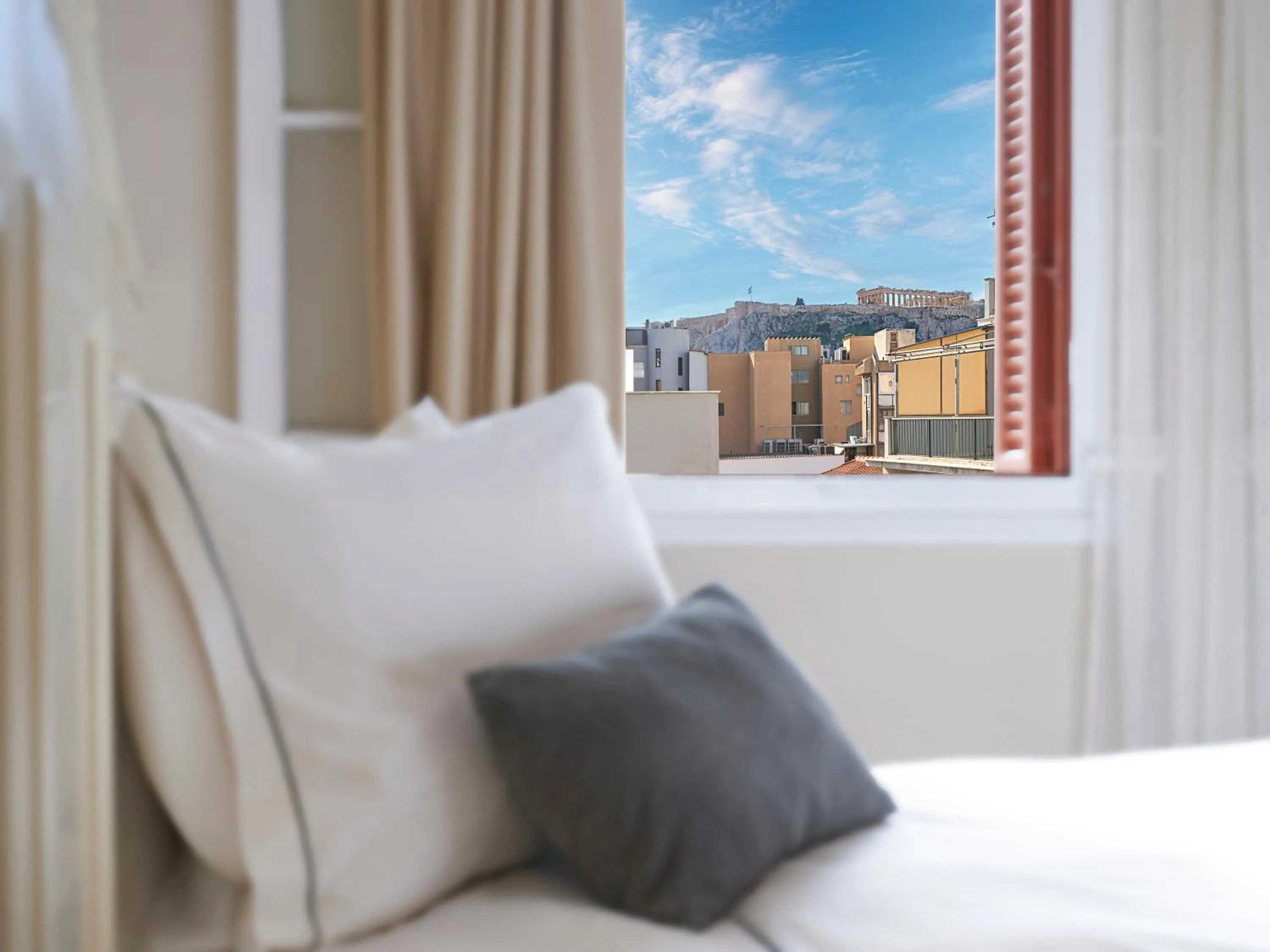 Bed in Vrachos Athens Suites