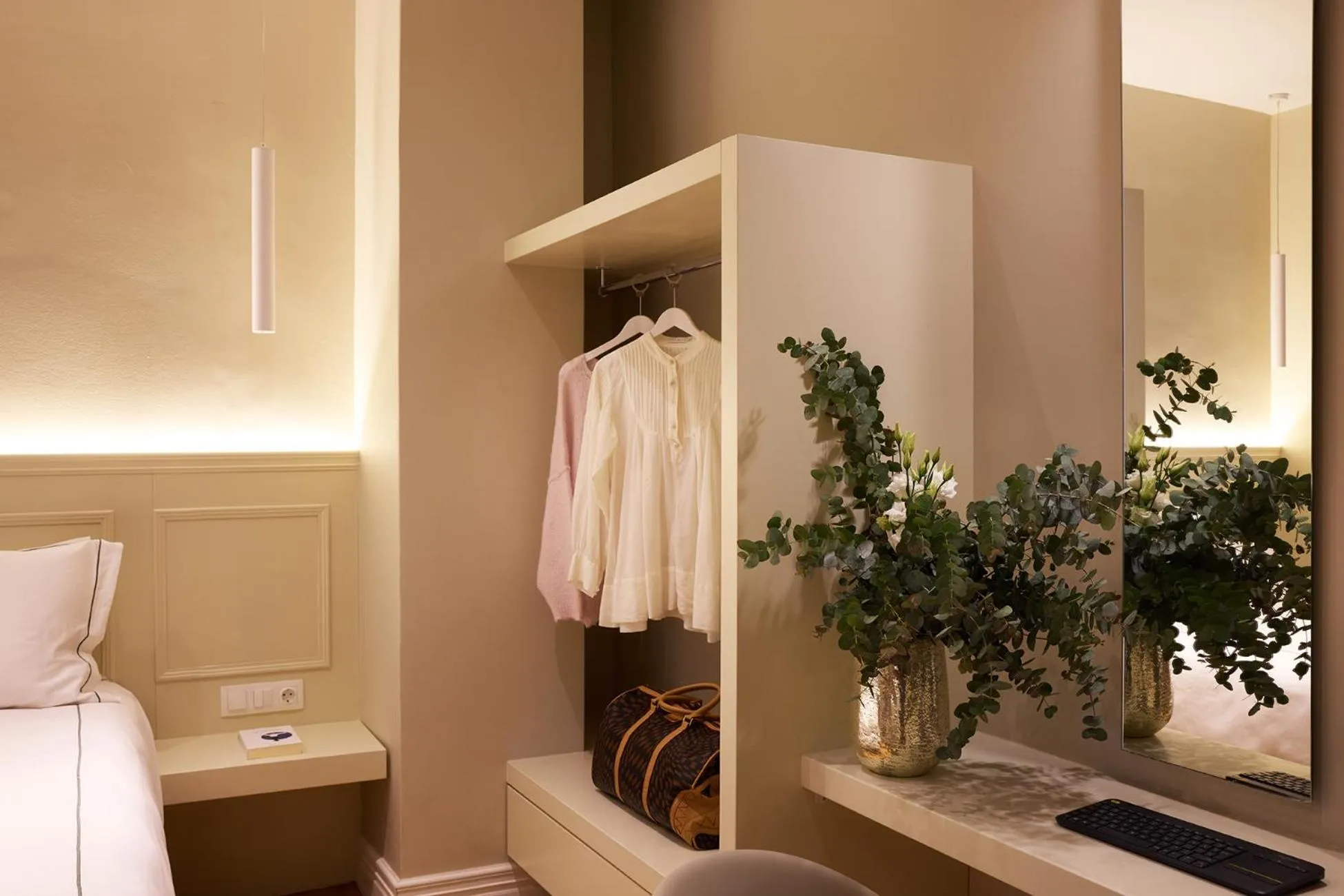 Bedroom, Bed in Vrachos Athens Suites