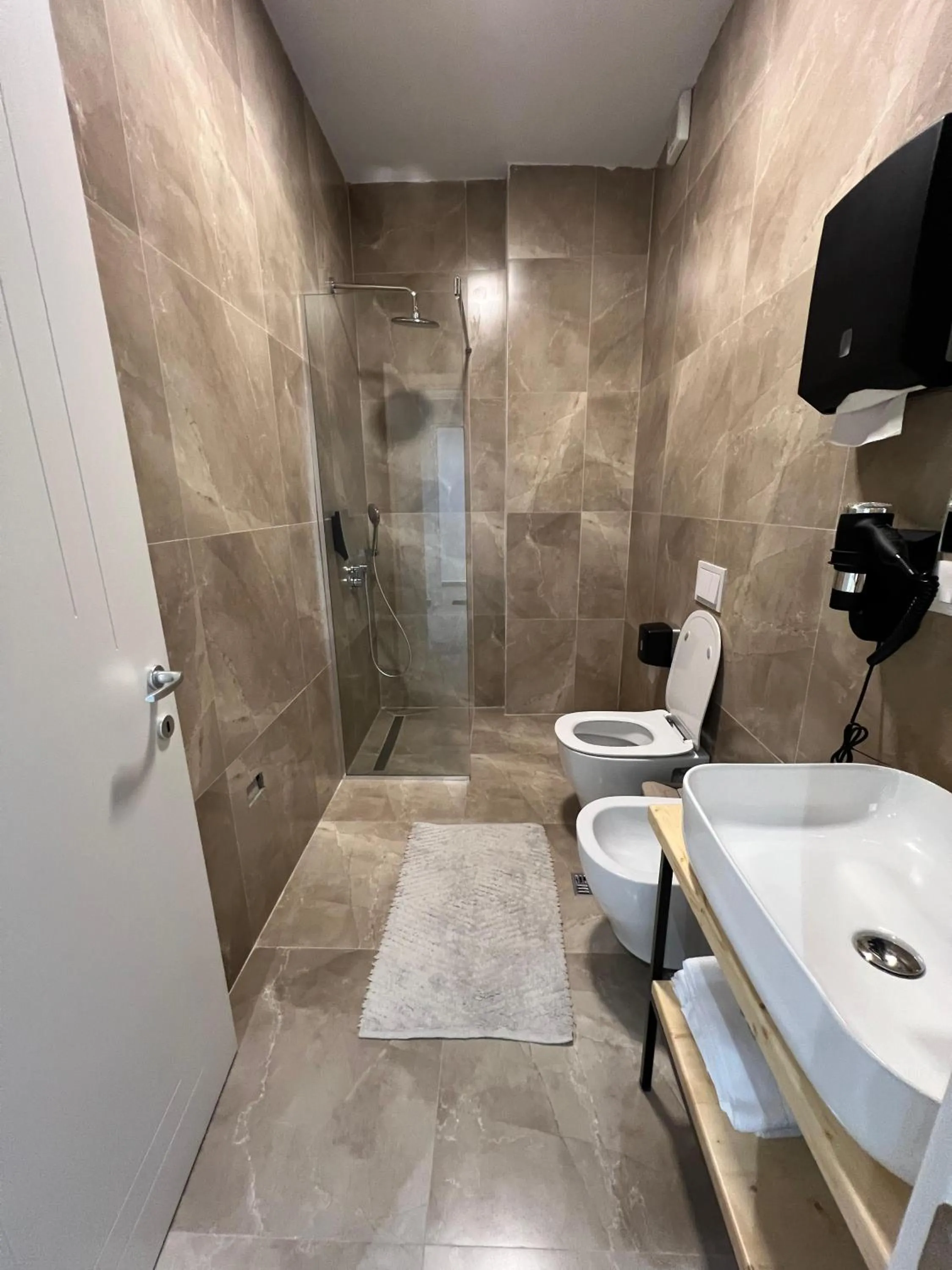 Shower in Garden Boutique Hotel