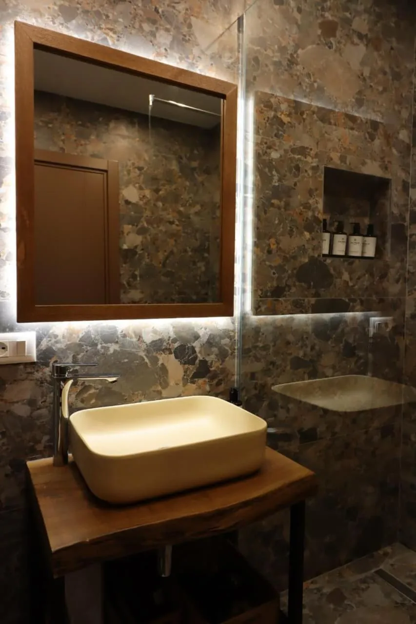 Bathroom in Garden Boutique Hotel