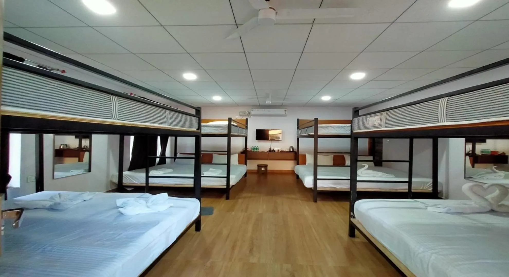 bunk bed, Bed in West Coast Gokarna