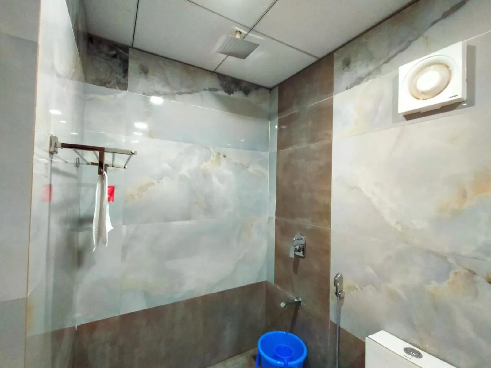 Shower in West Coast Gokarna