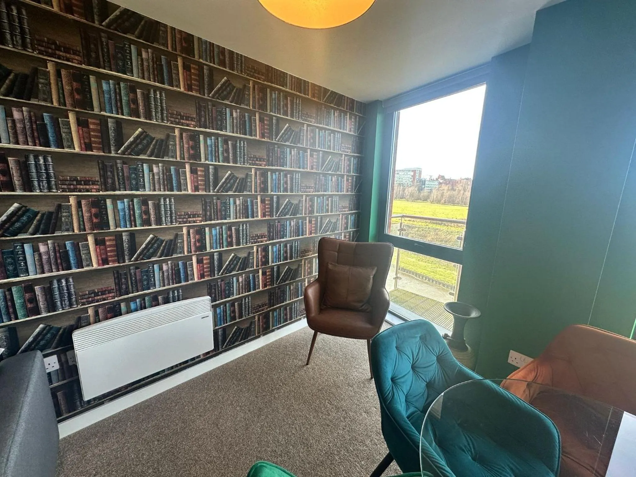 Living room in Adelphi Wharf Apartments by Beehosting