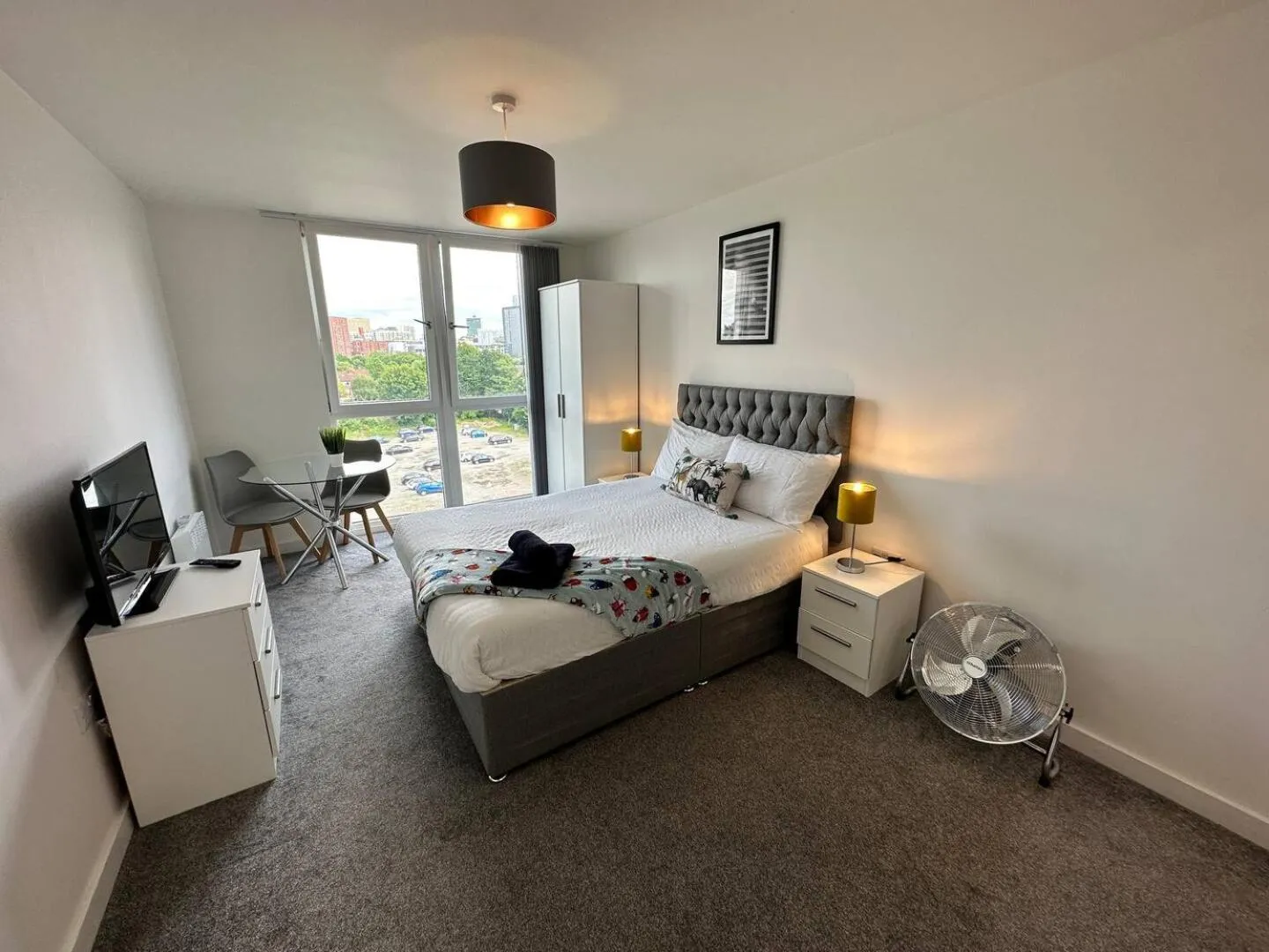 Bedroom, Bed in Adelphi Wharf Apartments by Beehosting