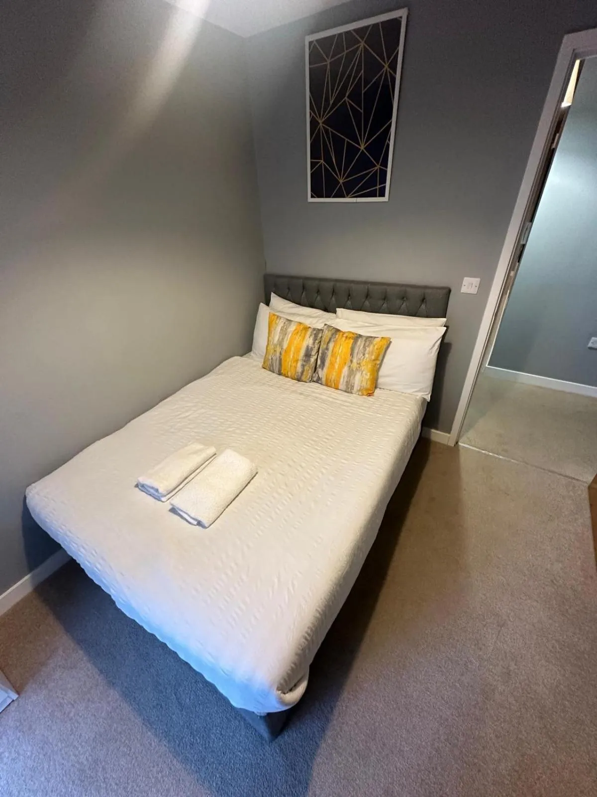 Bedroom, Bed in Adelphi Wharf Apartments by Beehosting