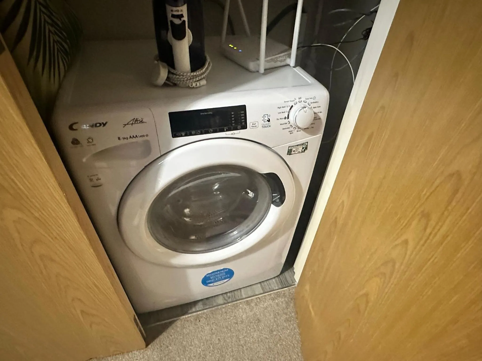 washing machine in Adelphi Wharf Apartments by Beehosting