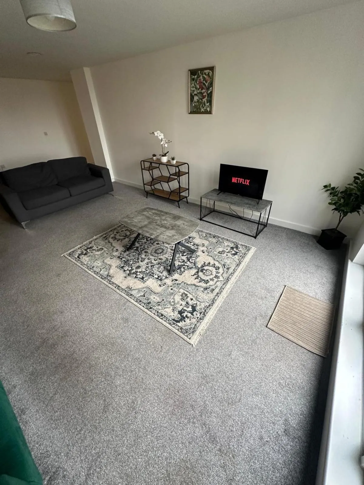 Living room in Adelphi Wharf Apartments by Beehosting