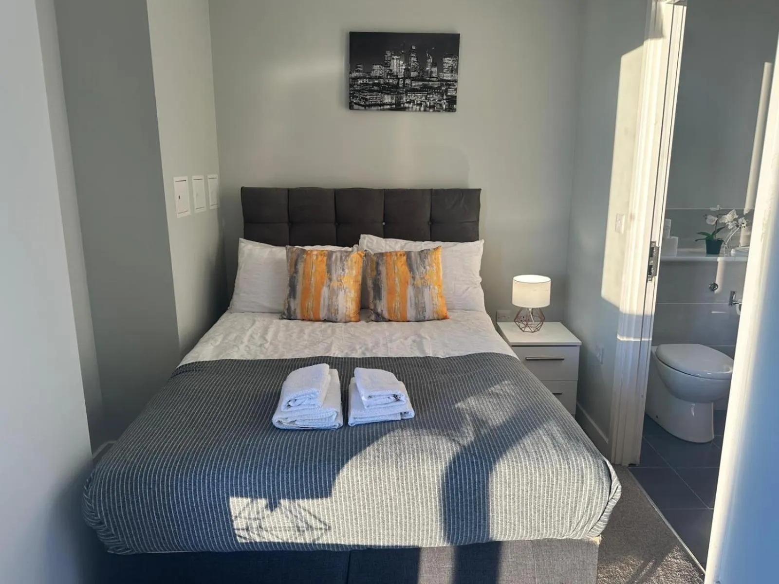Bedroom, Bed in Adelphi Wharf Apartments by Beehosting