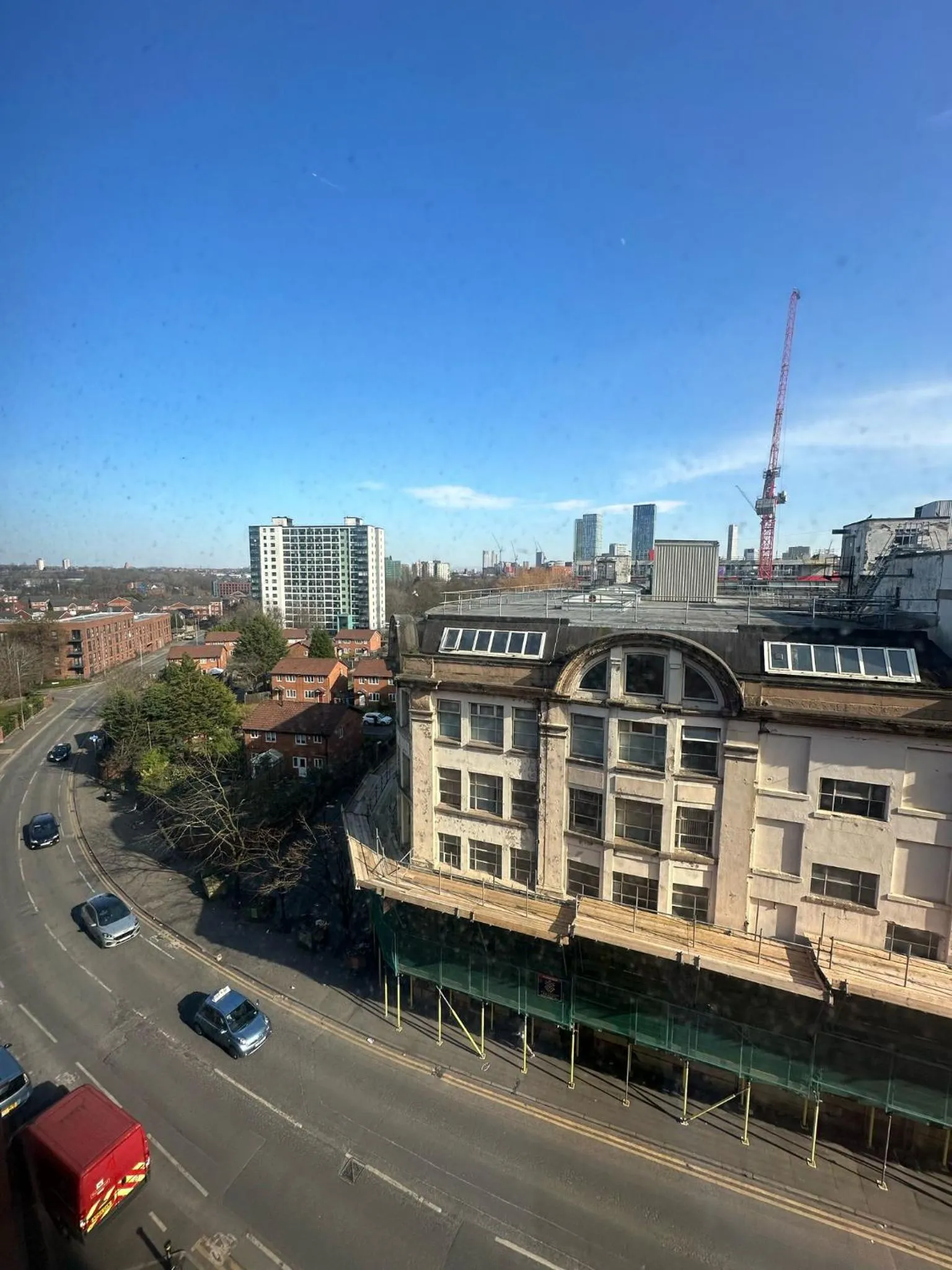 City view in Adelphi Wharf Apartments by Beehosting