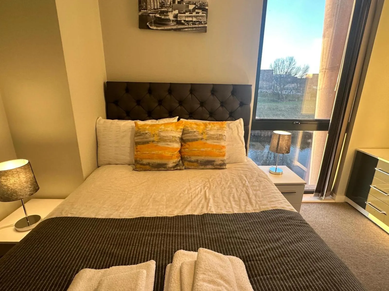 Bedroom, Bed in Adelphi Wharf Apartments by Beehosting