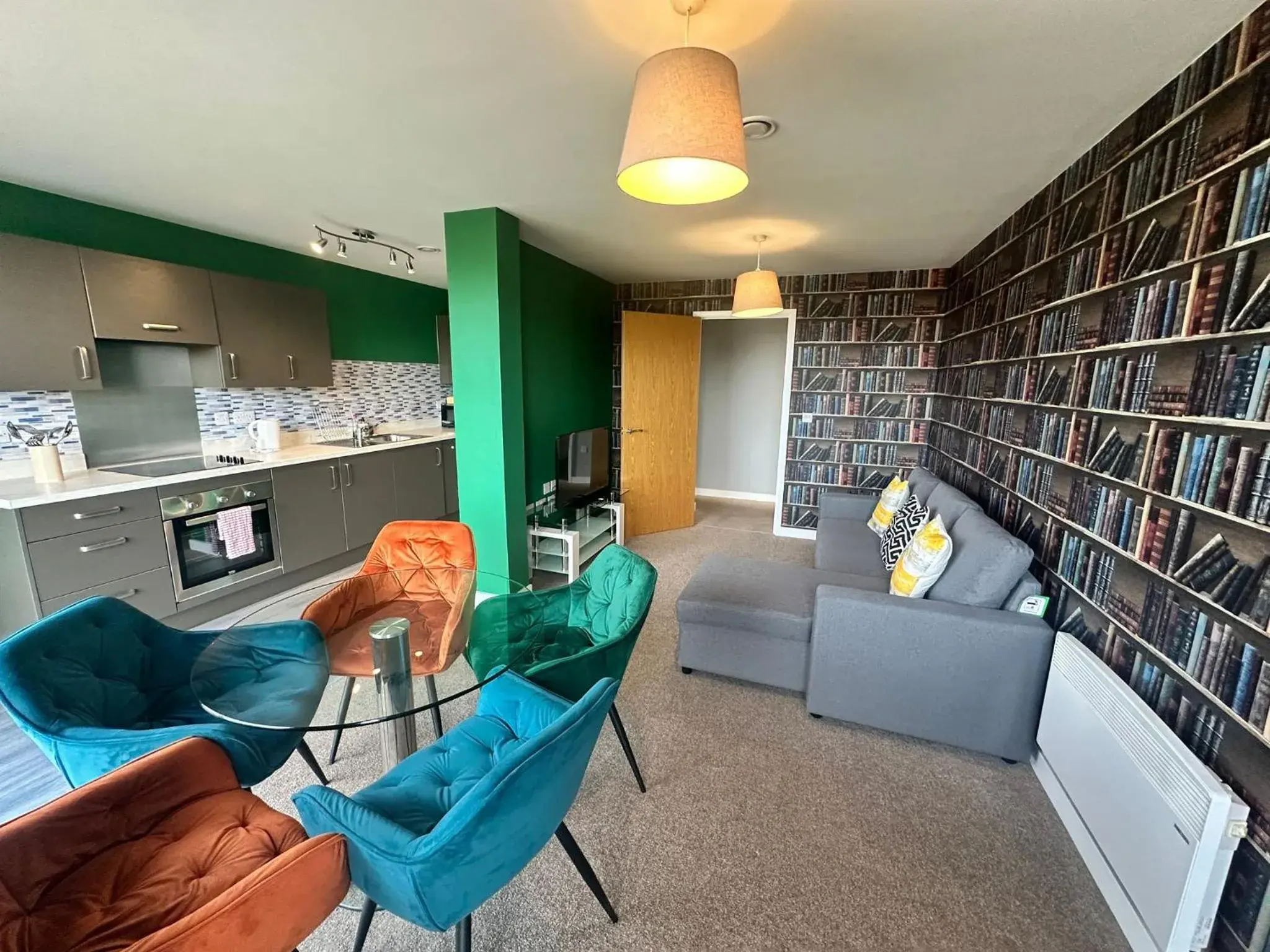 Adelphi Wharf Apartments by Beehosting Adelphi Wharf Apartments by Beehosting