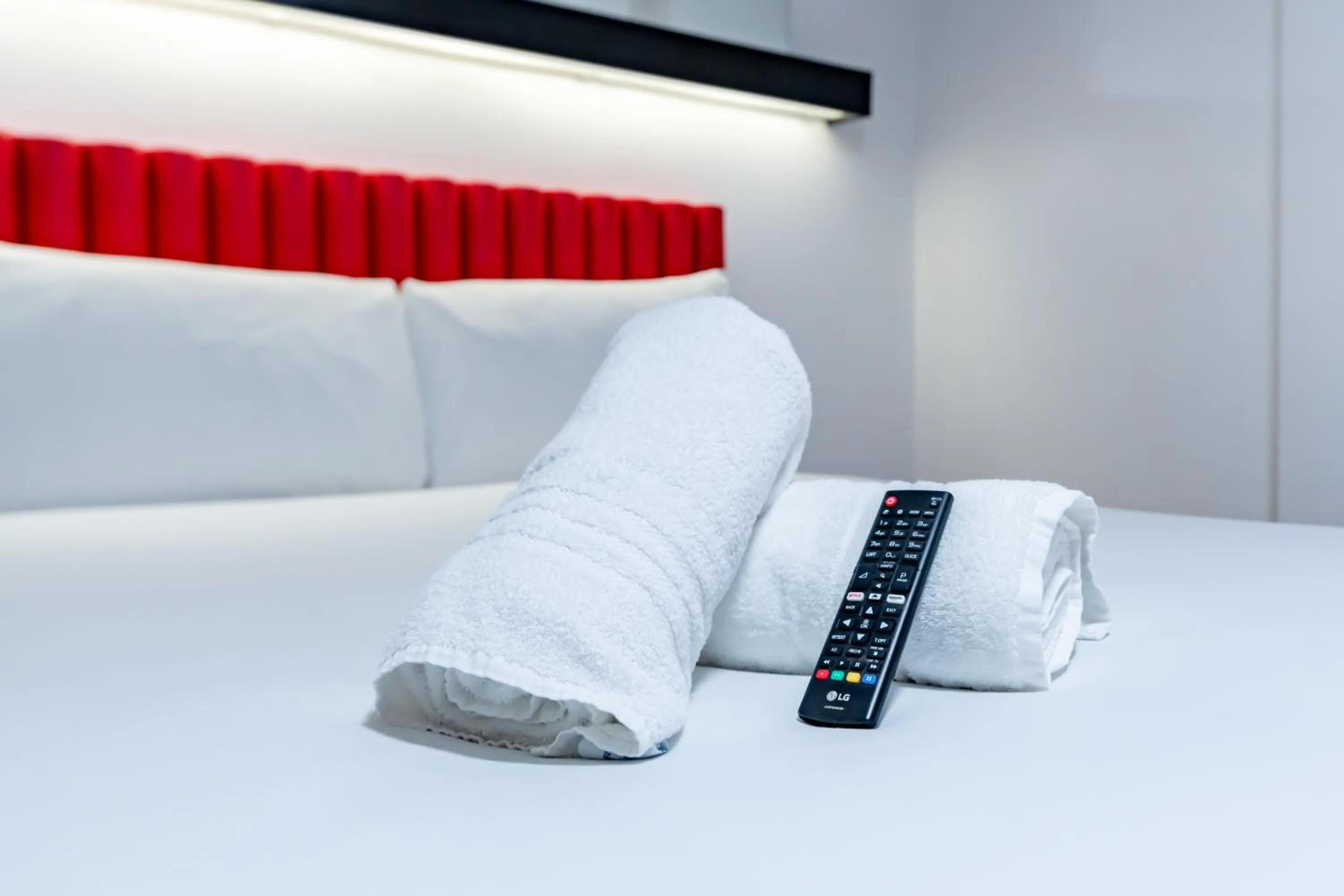 Bedroom, Bed in easyHotel Newcastle