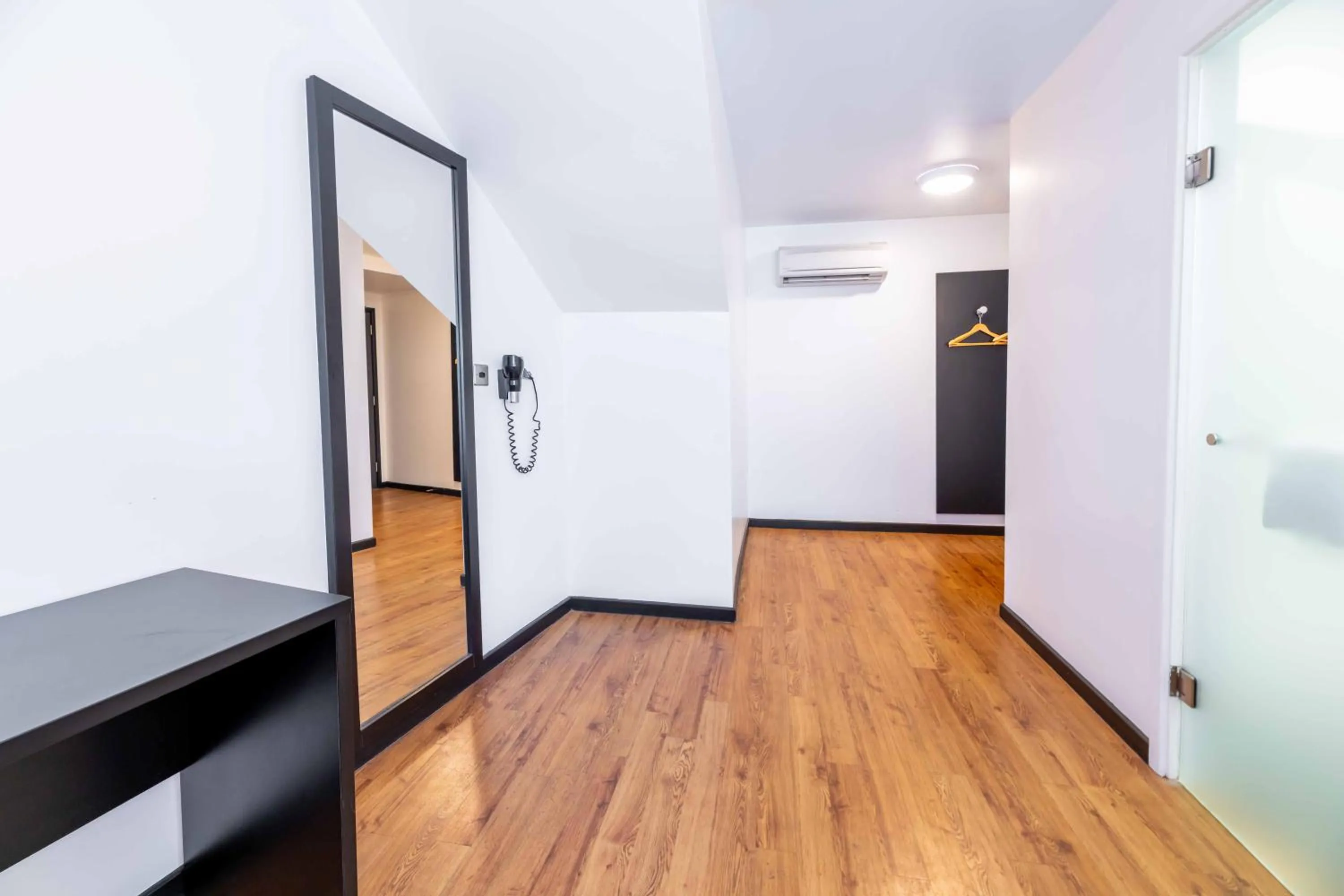 Bedroom in easyHotel Newcastle