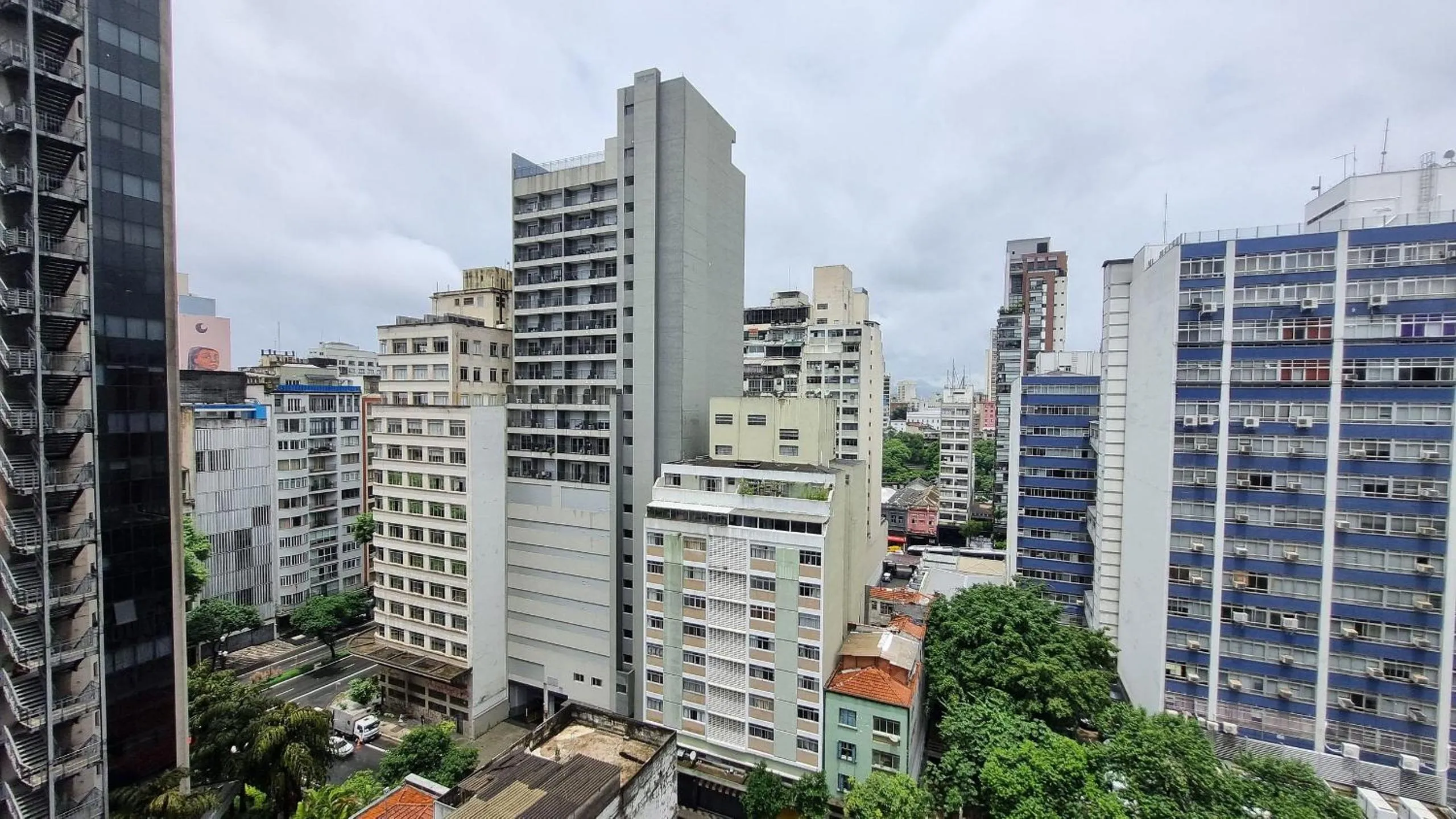 Day in Condomínio Setin Downtown Genebra - Studios por temporada