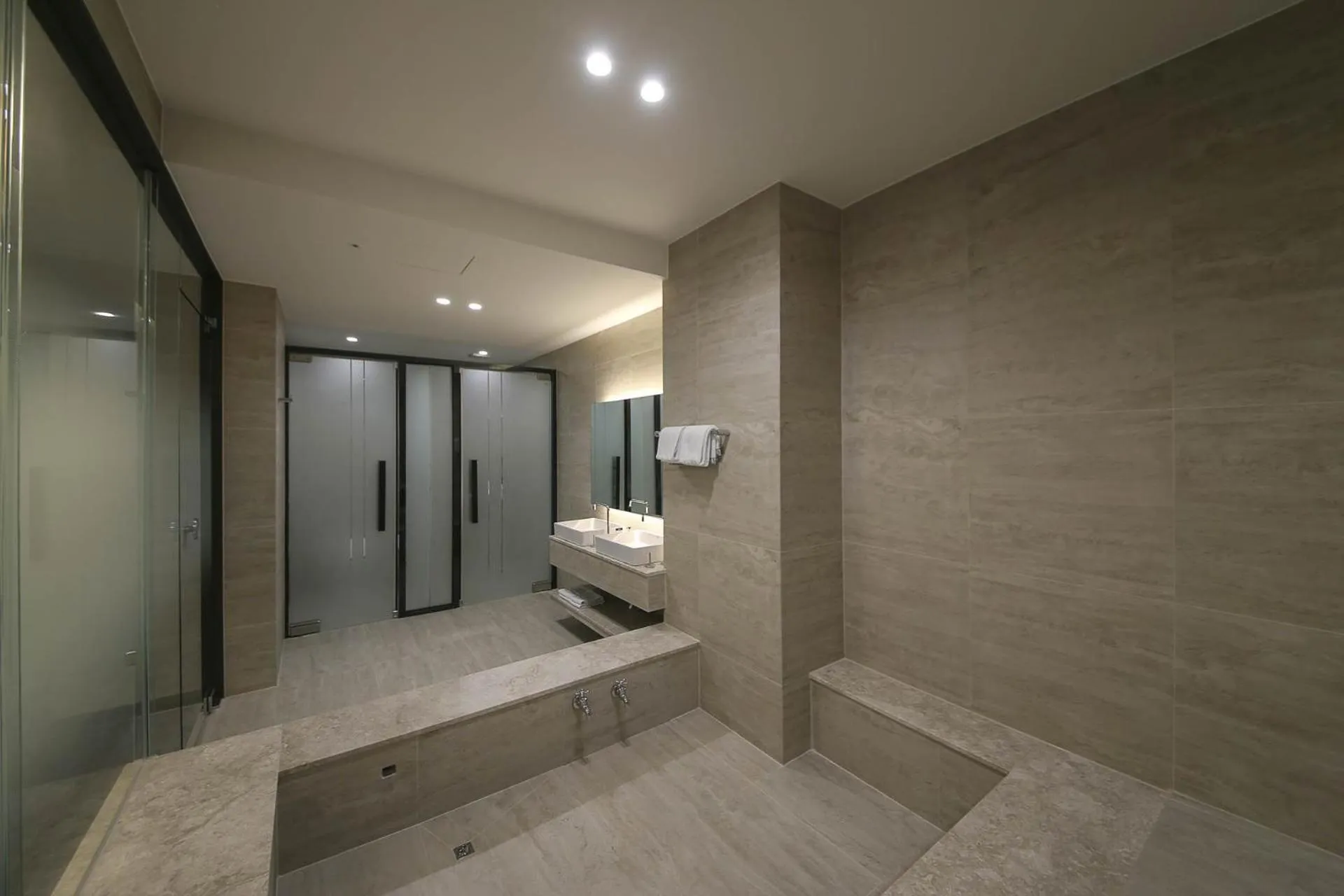 H Avenue Hotel Sangmu Branch