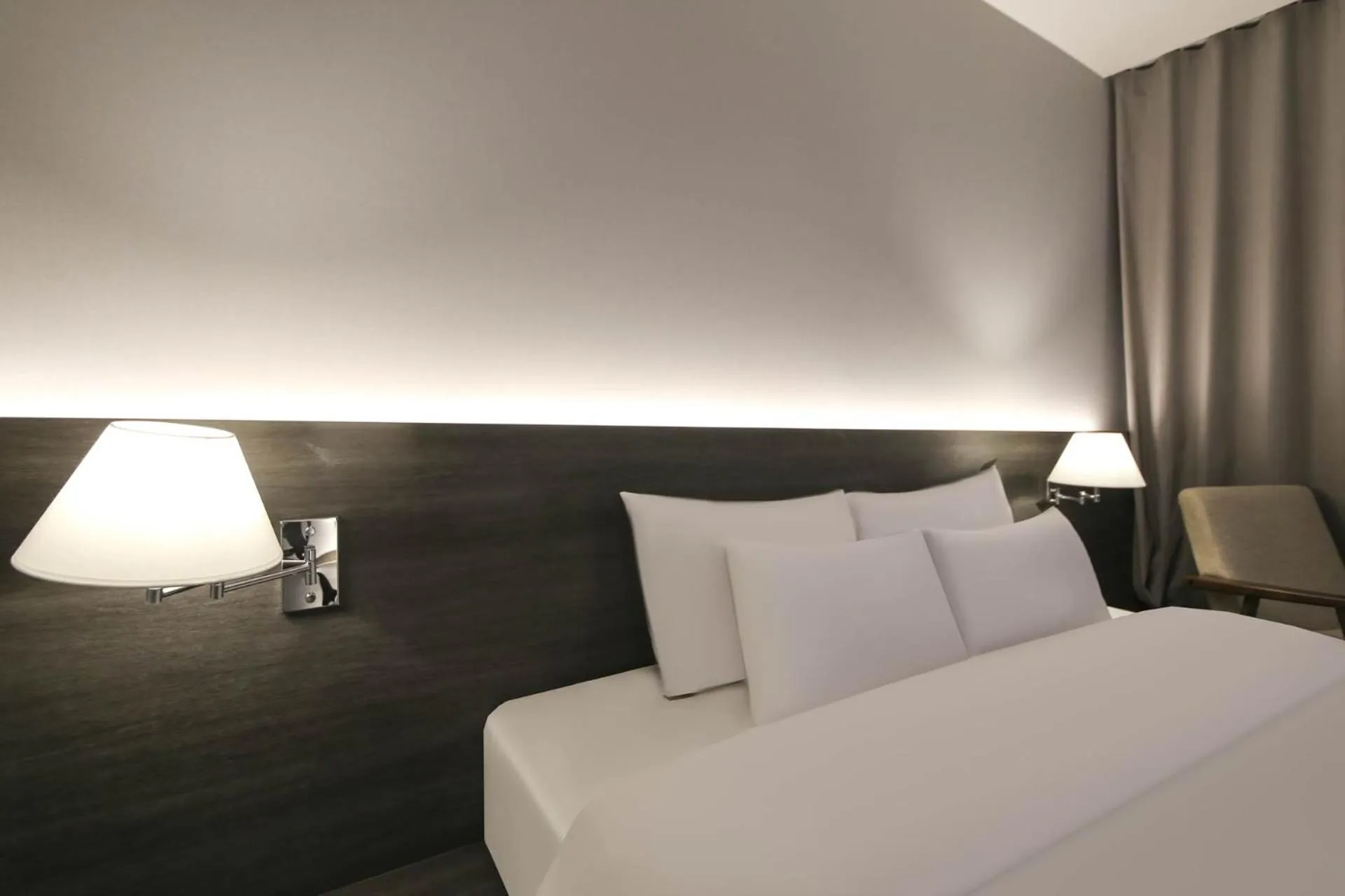 Bed in H Avenue Hotel Sangmu Branch