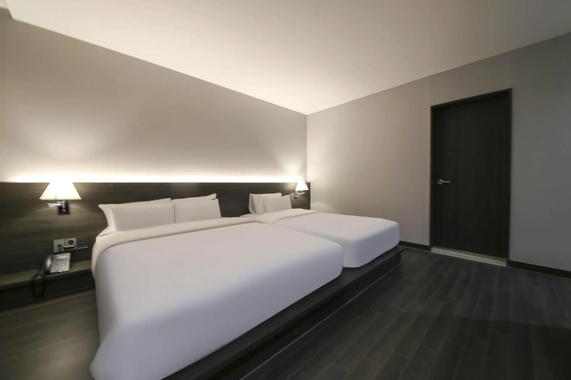 Bed in H Avenue Hotel Sangmu Branch