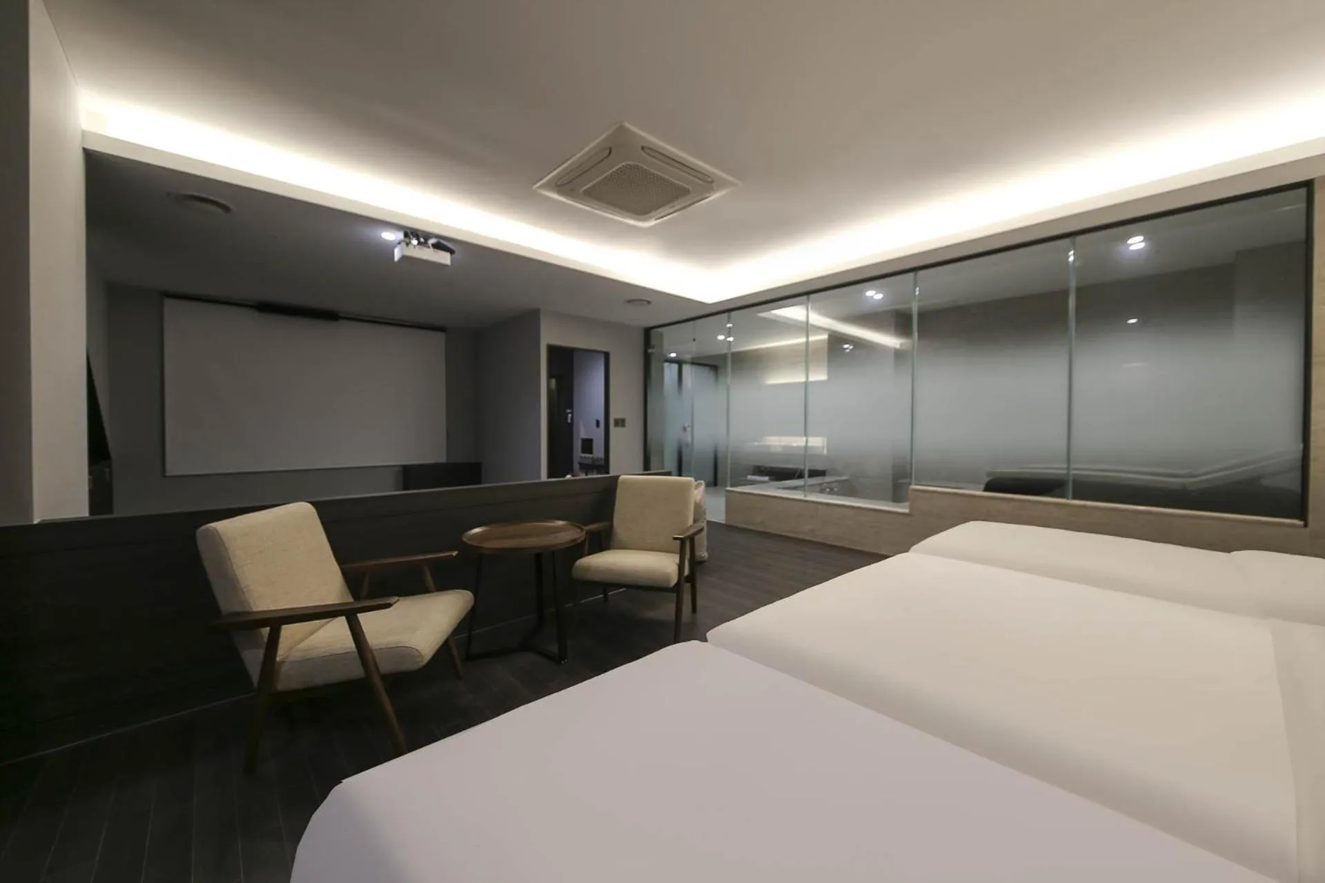 Bed in H Avenue Hotel Sangmu Branch