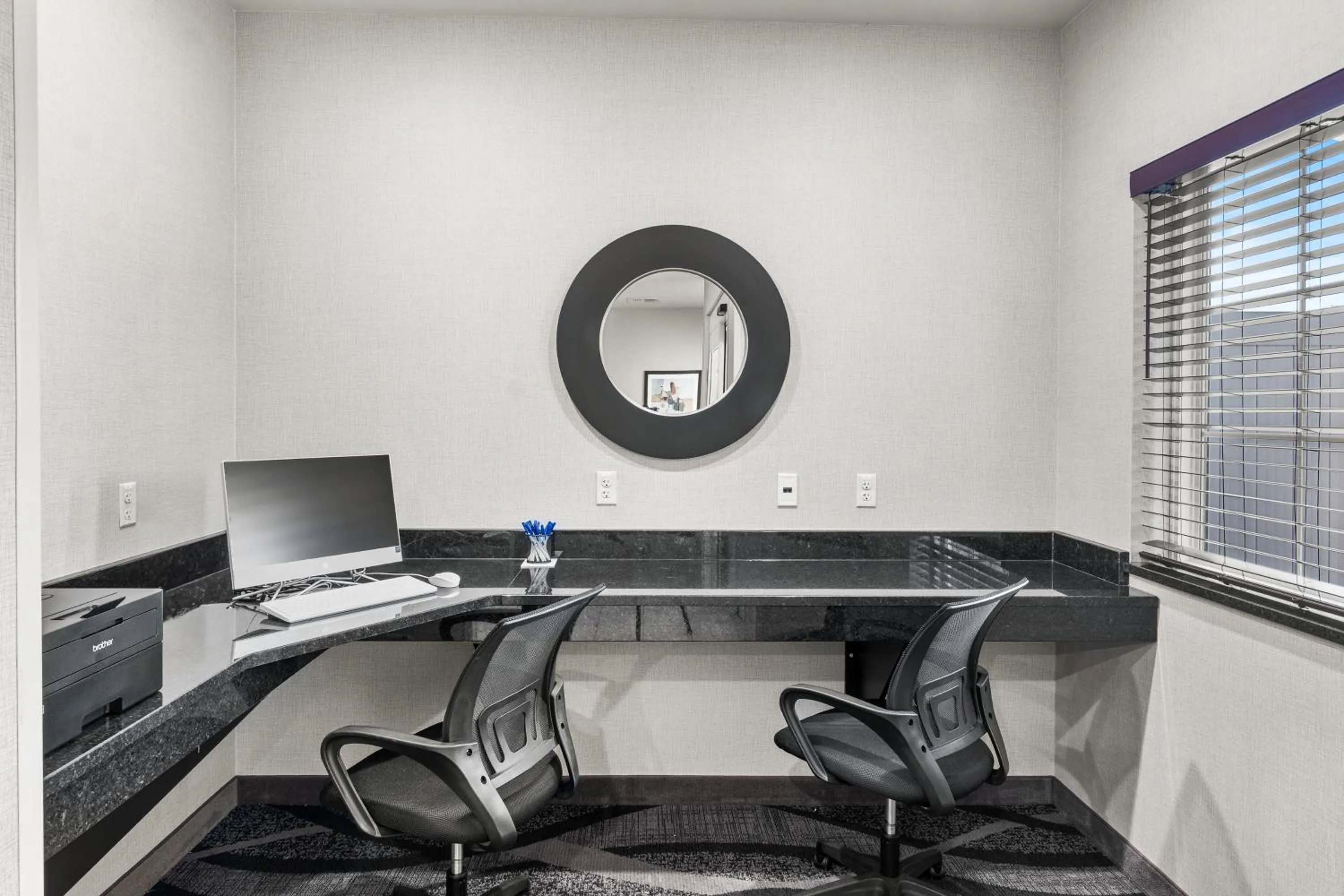 Business facilities in Cobblestone Hotel & Suites Denmark - Green Bay