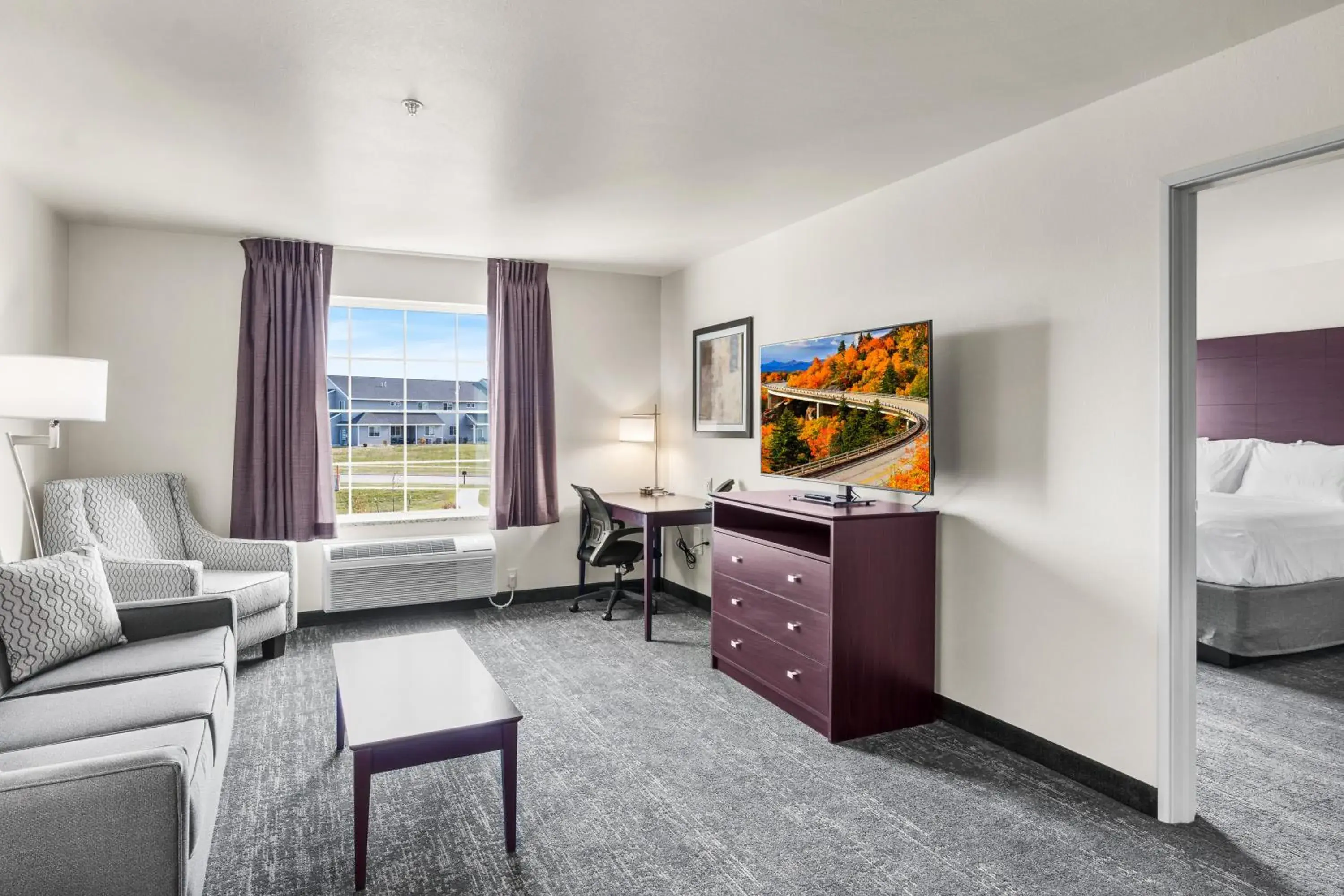 Quadruple Room in Cobblestone Hotel & Suites Denmark - Green Bay Quadruple Room in Cobblestone Hotel & Suites Denmark - Green Bay