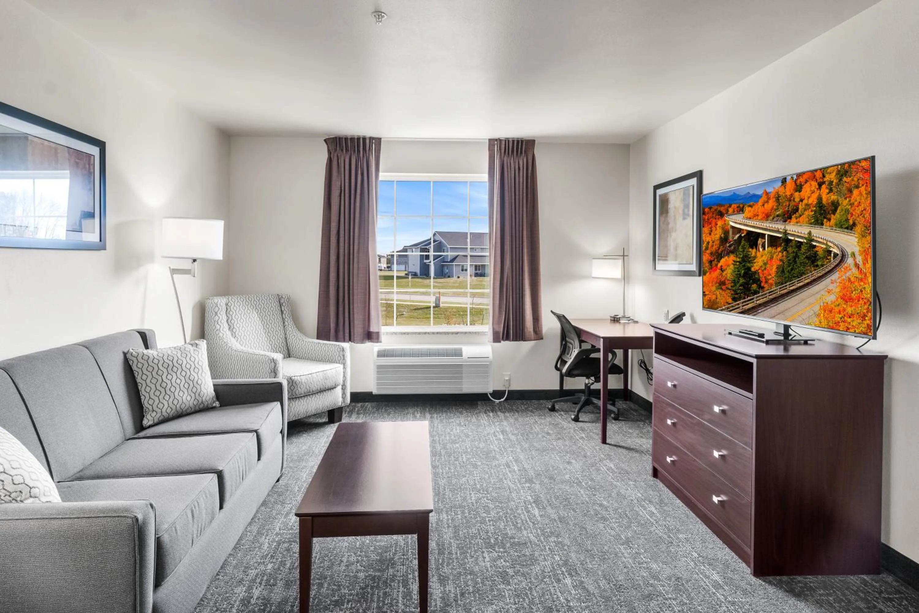 Seating area in Cobblestone Hotel & Suites Denmark - Green Bay