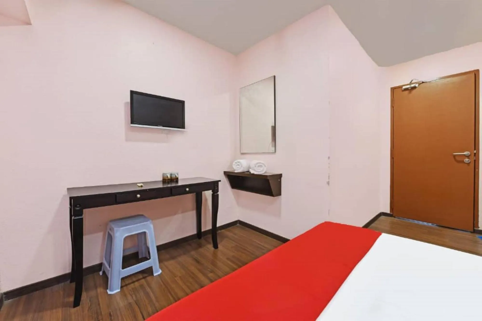 TV and multimedia, Bed in Seri Mawardah Hotel