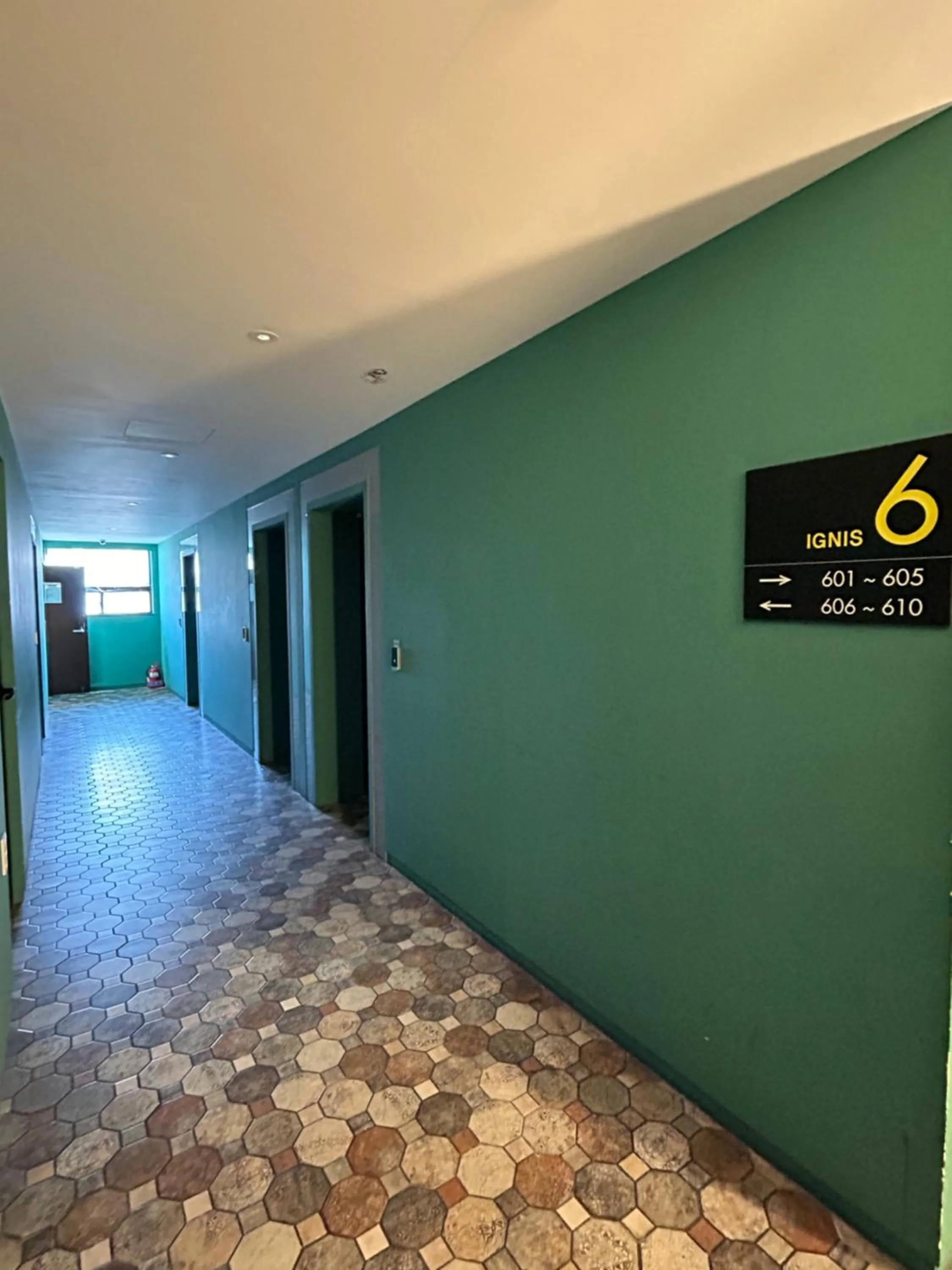 Property logo or sign in Ignis hotel