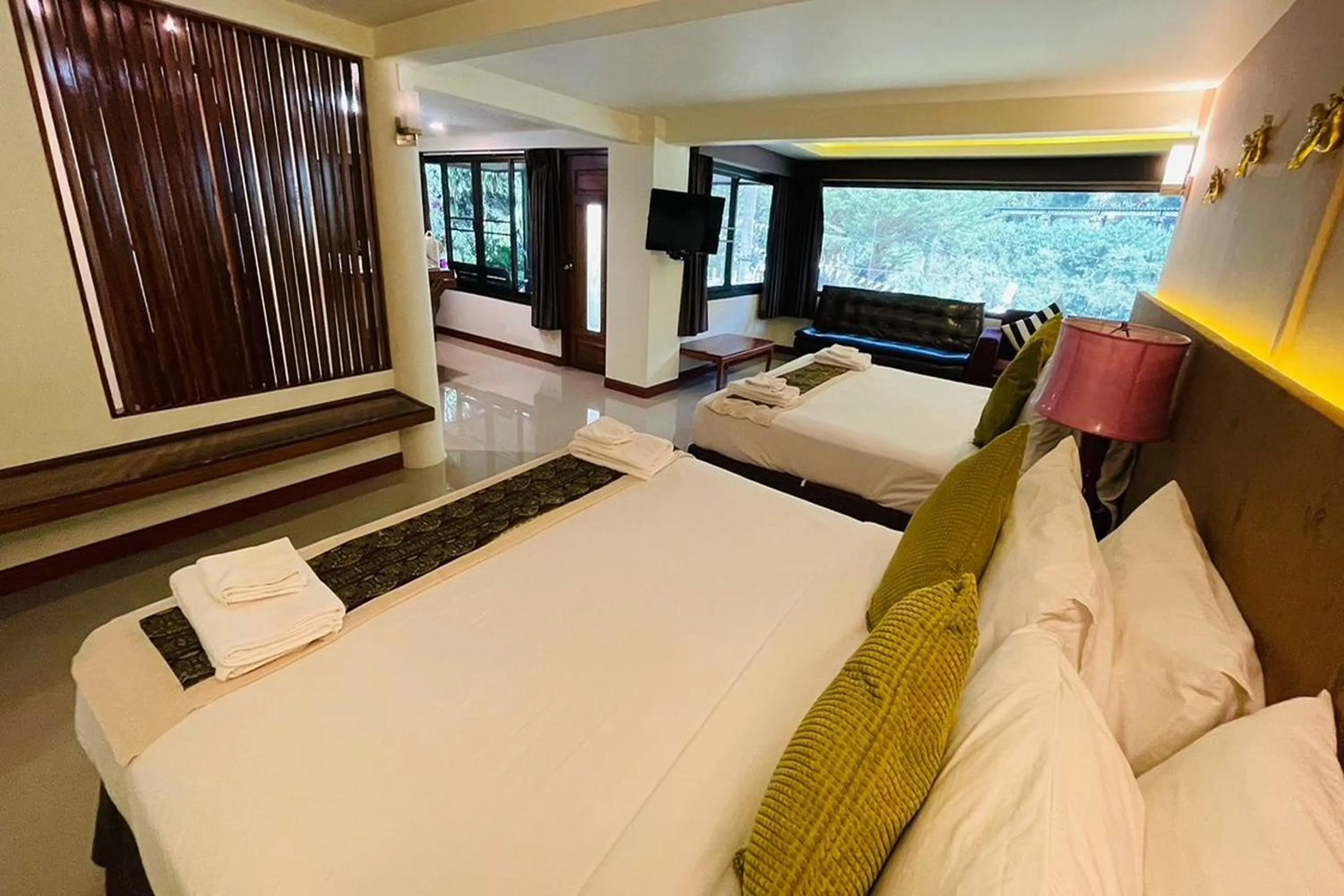 Bed in Baan Rim Kwai Paerimnam Resort