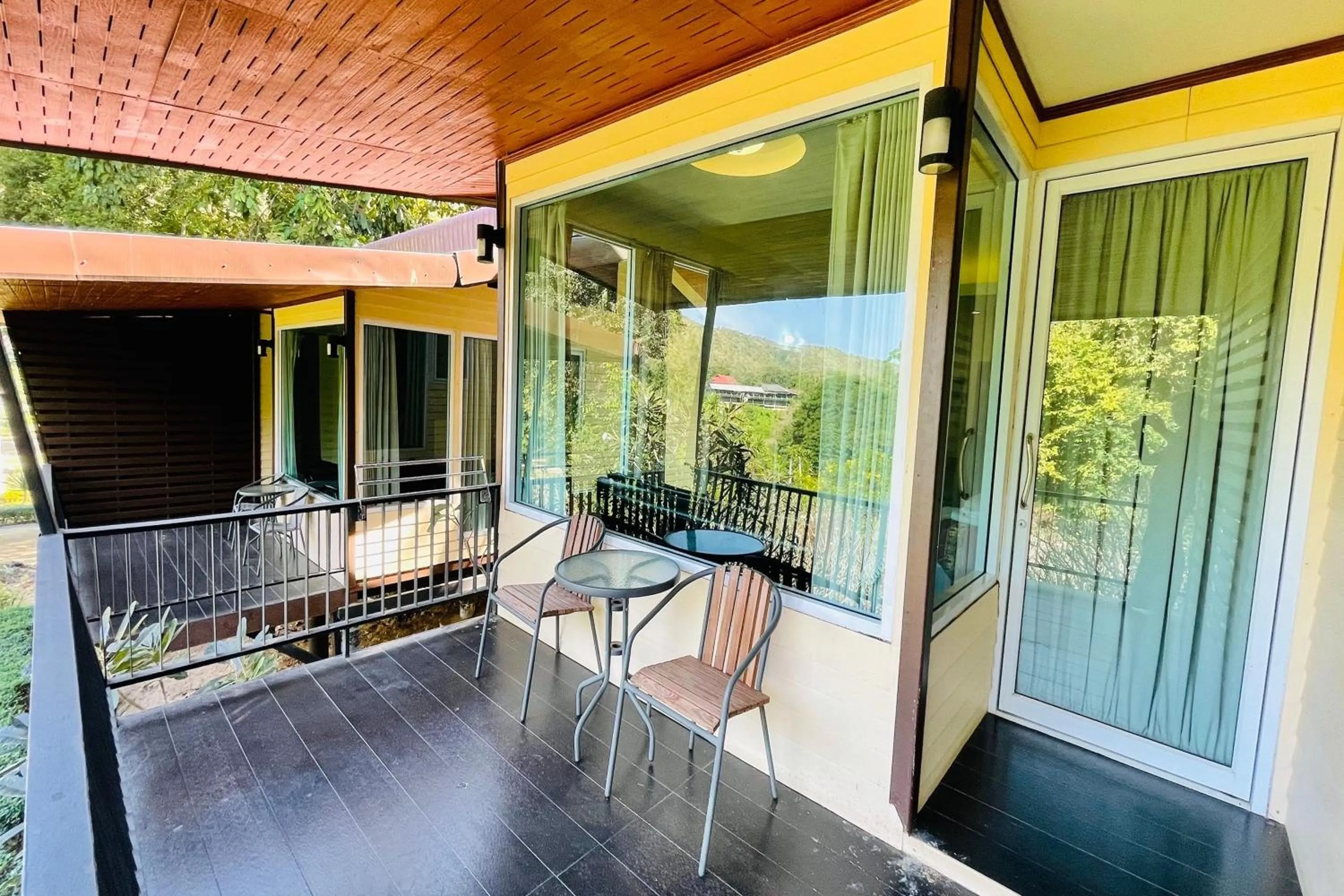 Balcony/Terrace in Baan Rim Kwai Paerimnam Resort