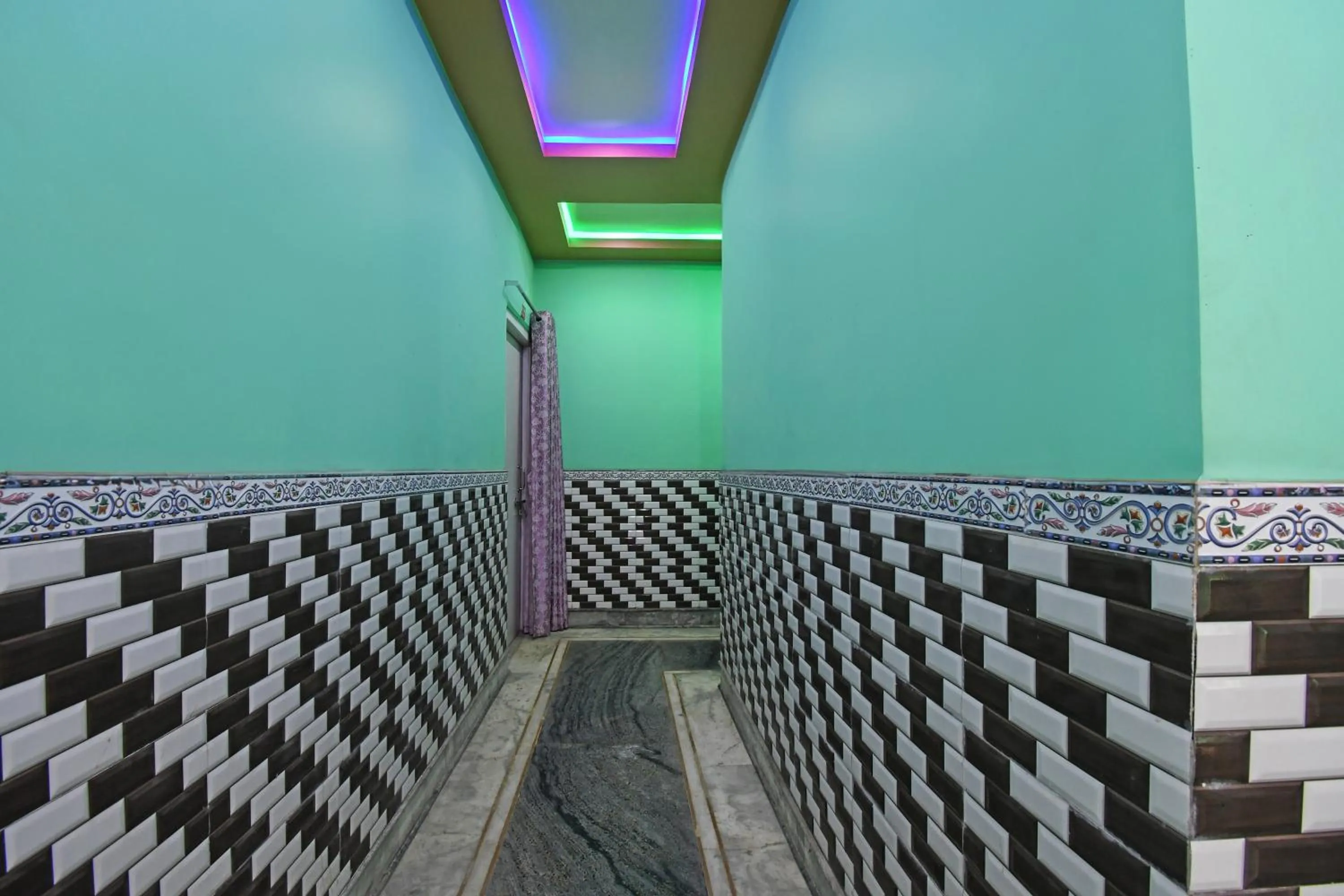 Lobby or reception in Hotel O by OYO Yuvraj Lodge