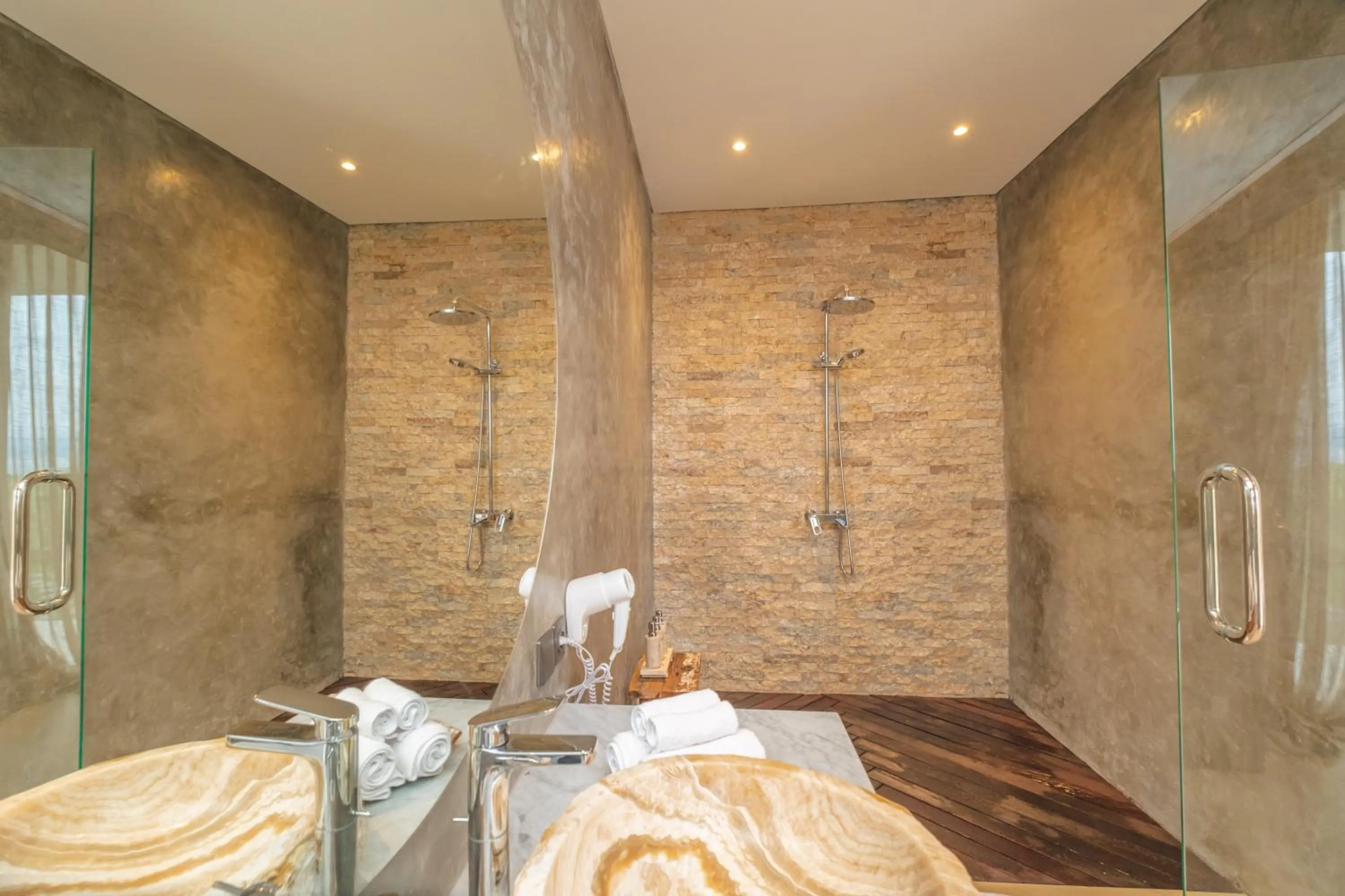 Shower in Villa Kaliente