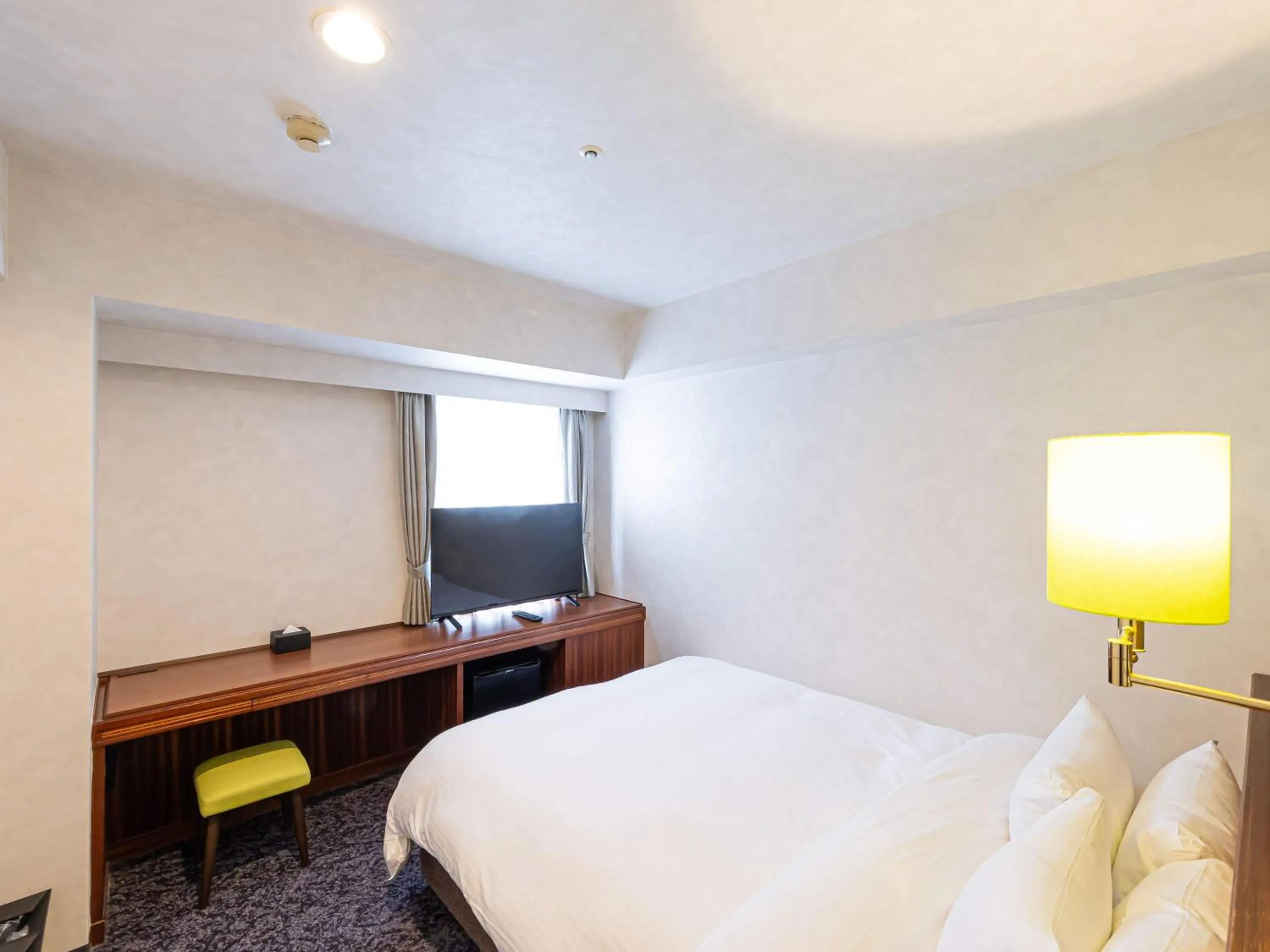Bedroom, Bed in Prince Smart Inn Nagoya Sakae