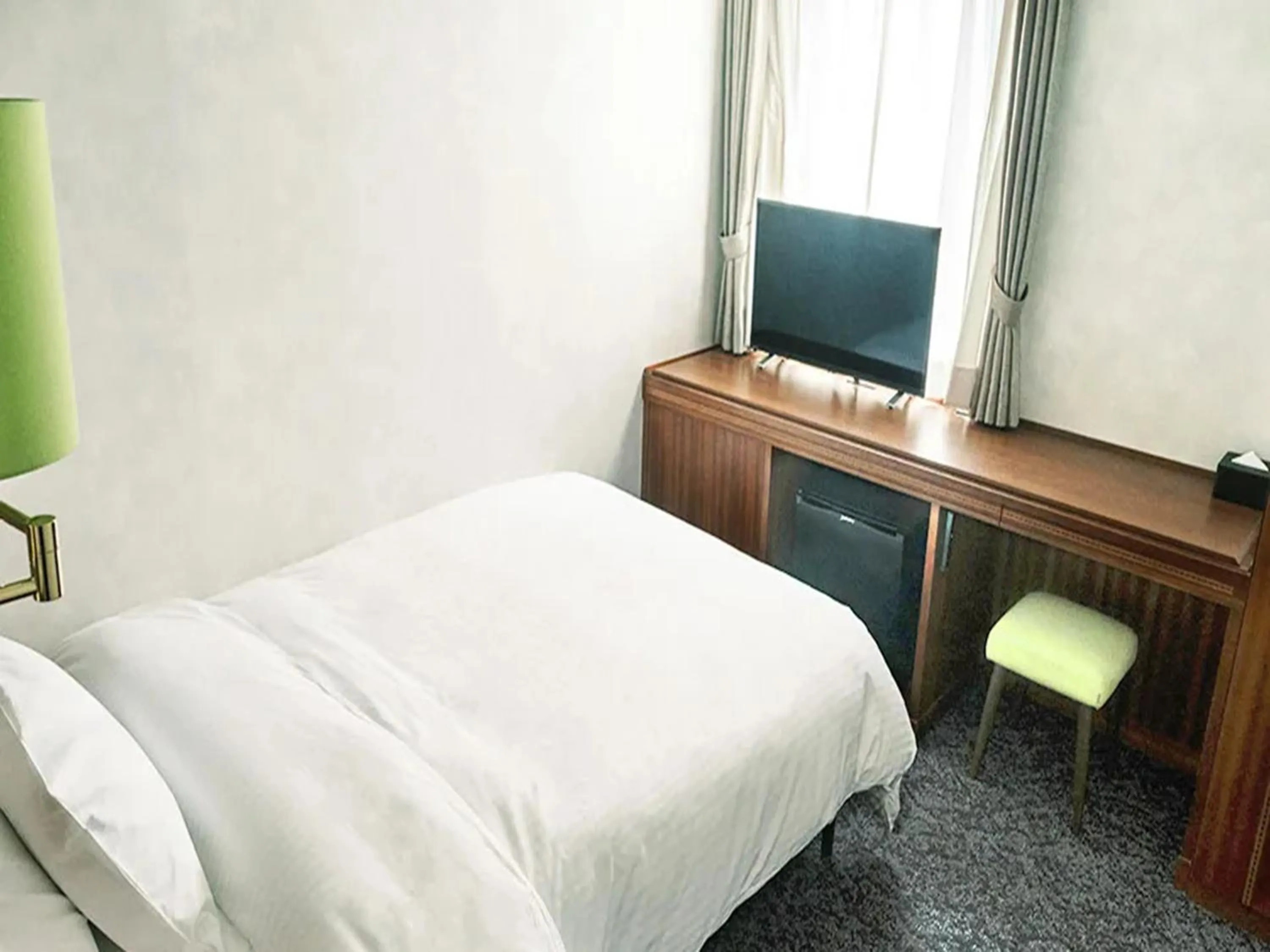 Bedroom, Bed in Prince Smart Inn Nagoya Sakae